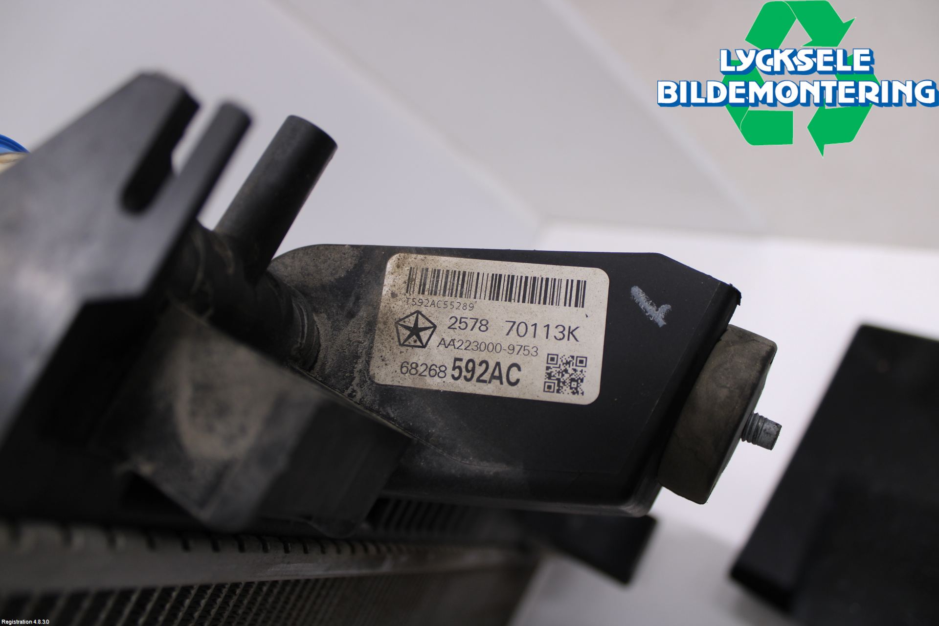 Dodge PICK UP RAM 81- Kylare Aut