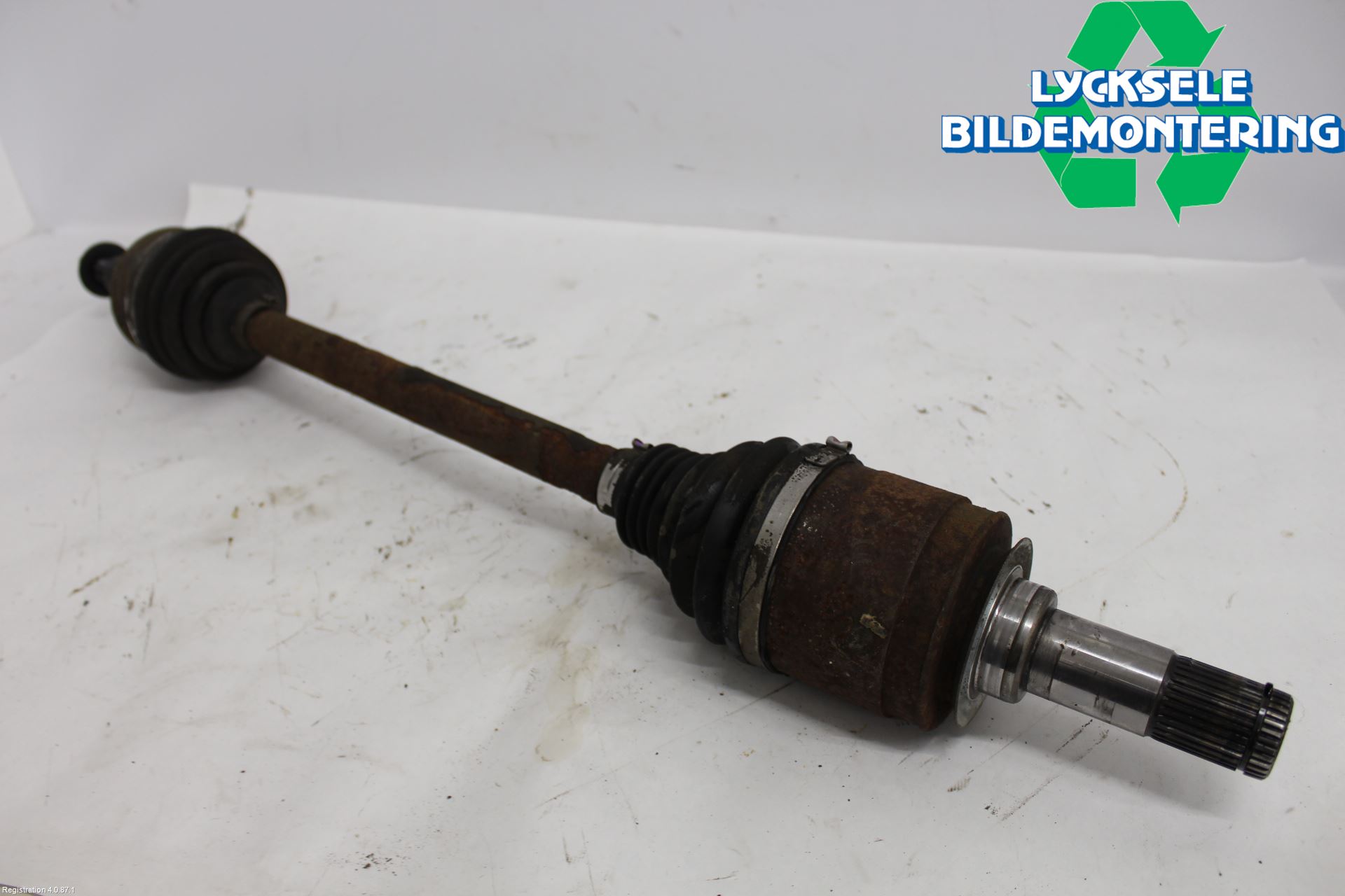 Jeep GRAND CHEROKEE 10-20 Drivaxel Bak Vänster