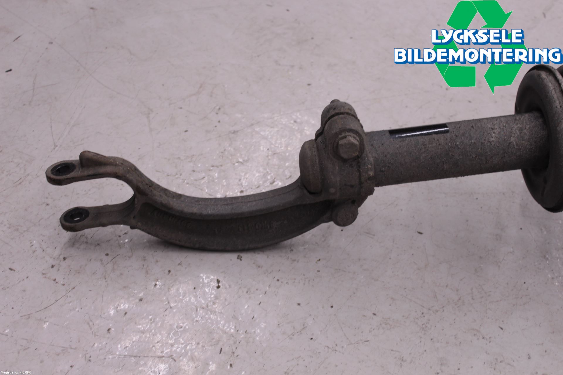 Audi A4 12-15 Fjäderben Fram Höger