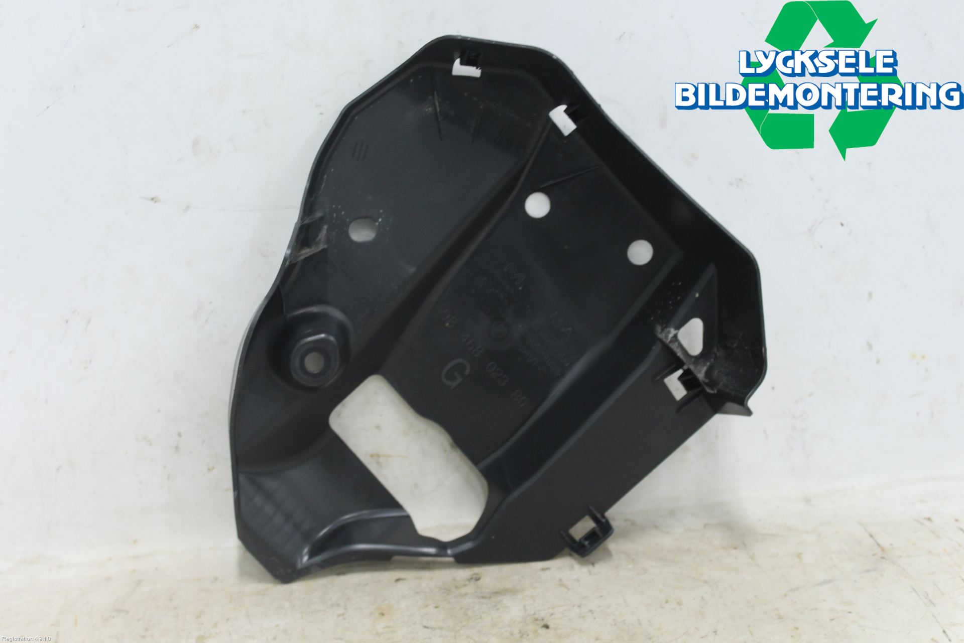 Opel ASTRA L 22- Hasplåt Plåt-Plast