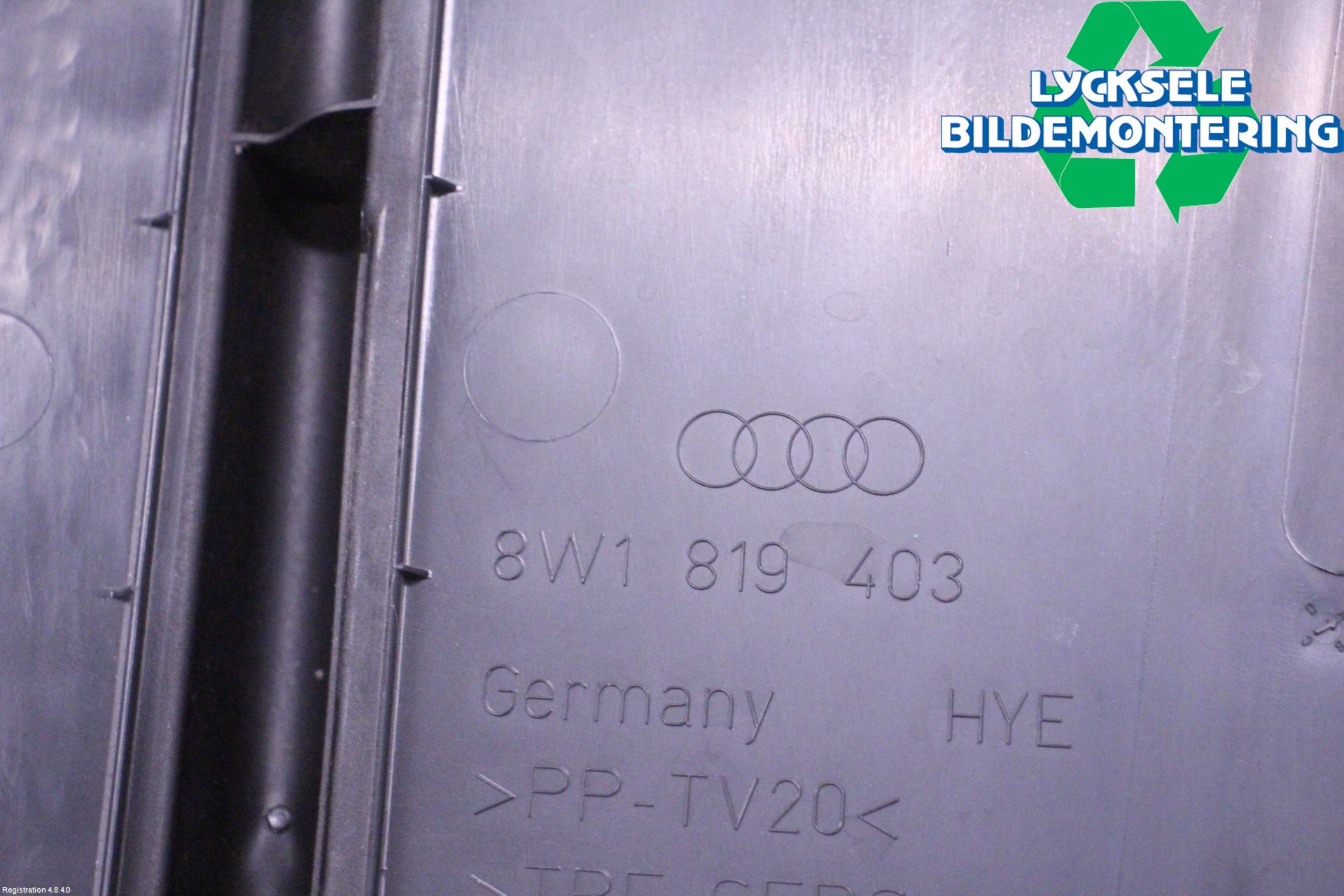 Audi A4/S4 B9 20- Torpedplåt-Torpedplast