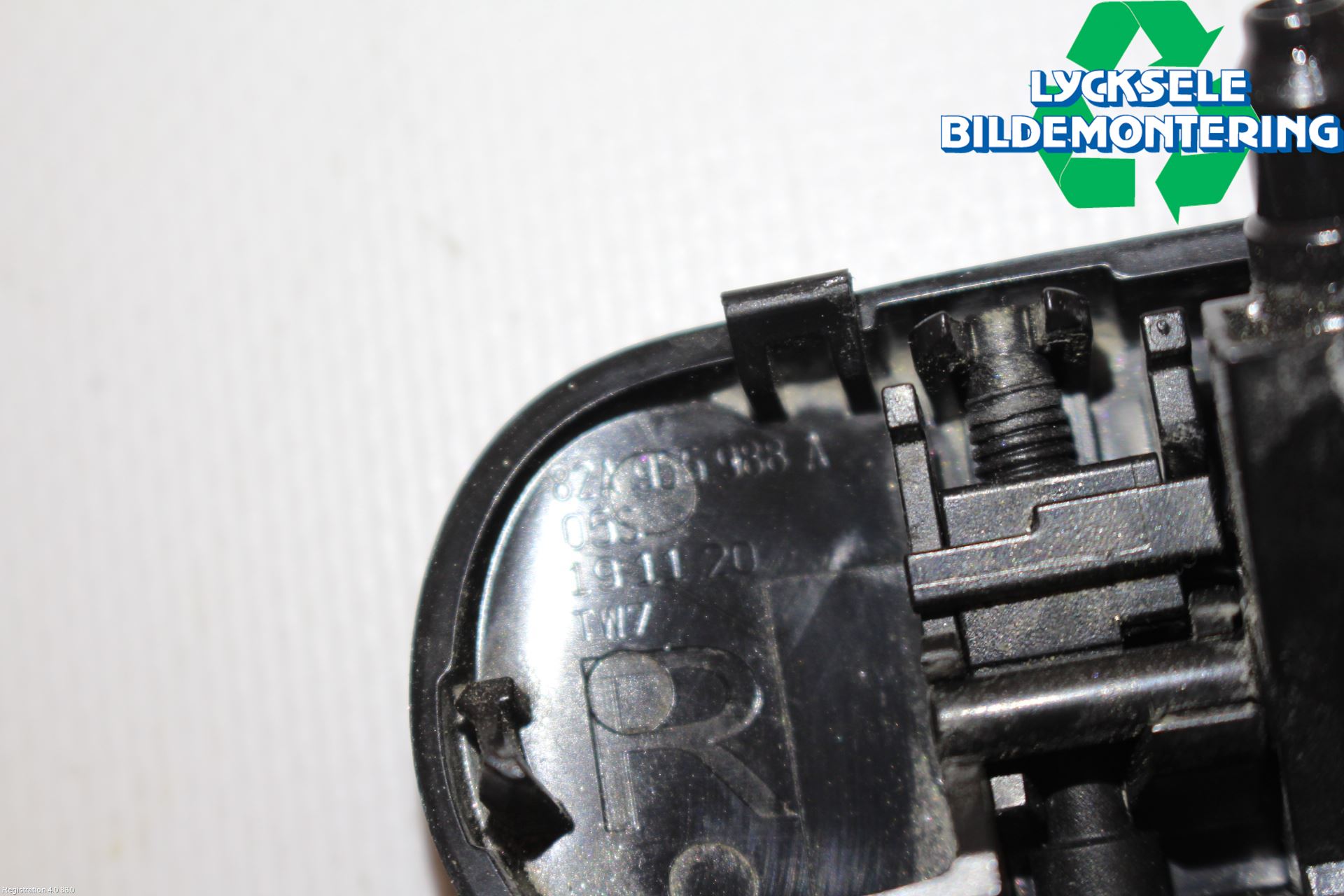 Audi A1 19- Spolarmunstycke Rutor