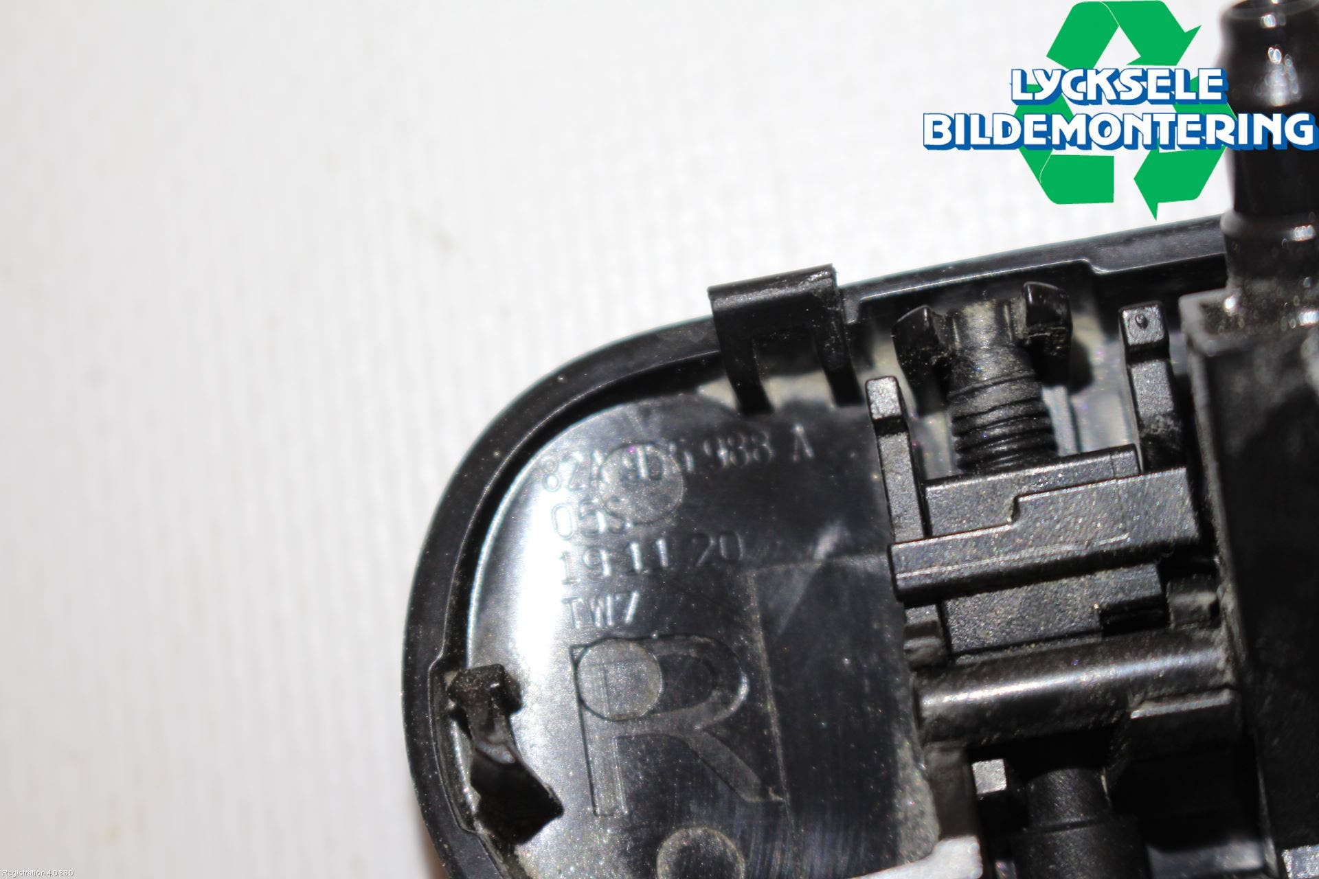 Audi A1 19- Spolarmunstycke Rutor