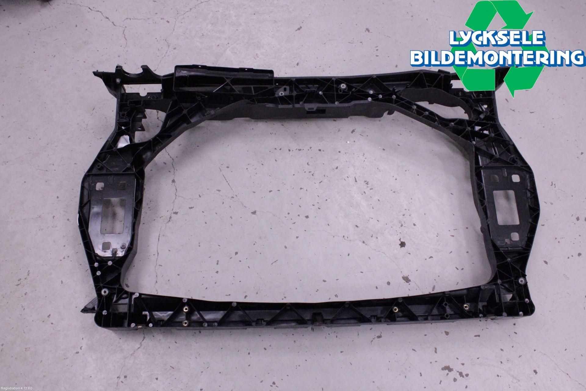 Audi Q3 8U 12-18 Frontkorg