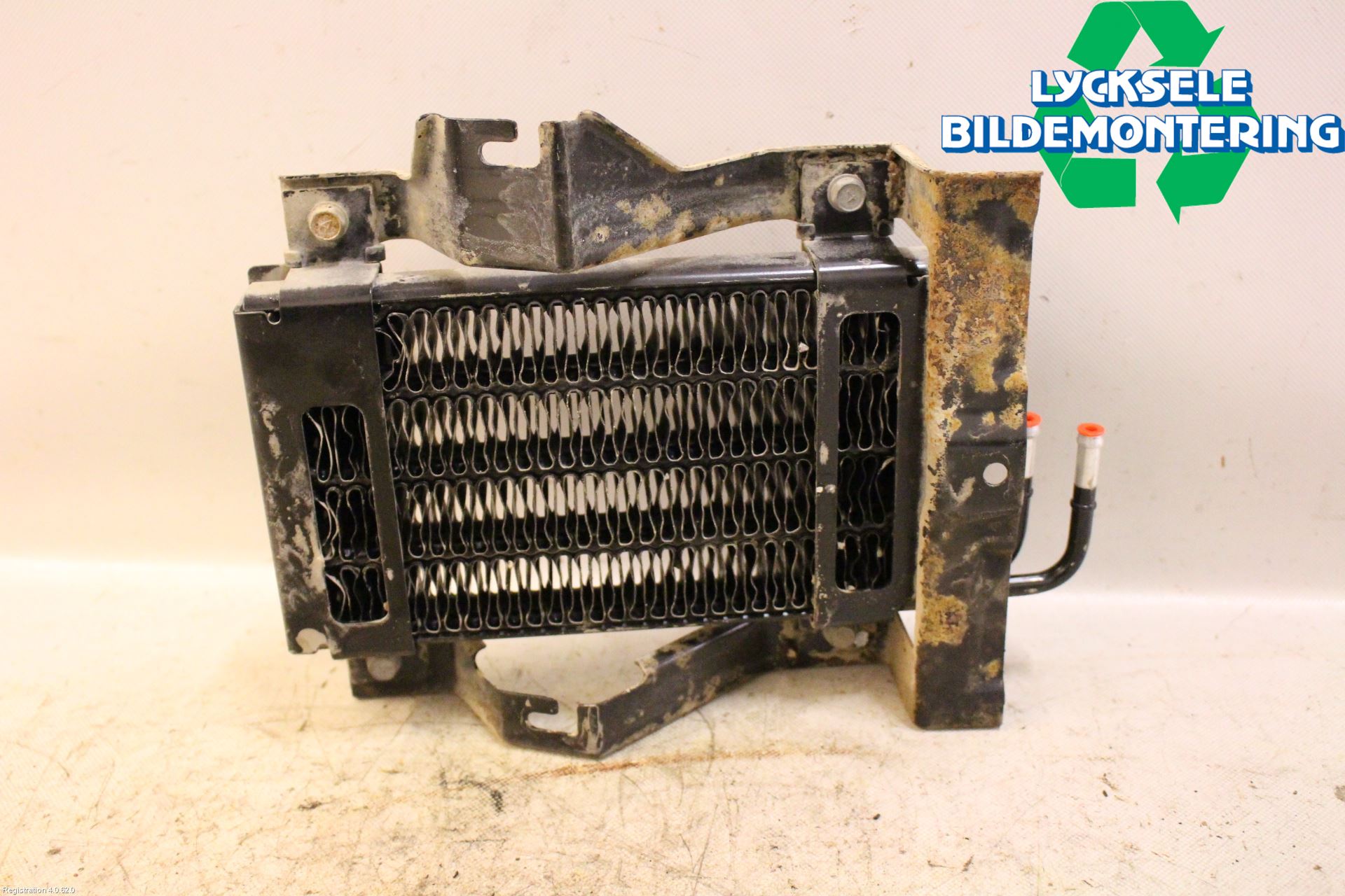 Mitsubishi L200 06-15 Bränslekylare