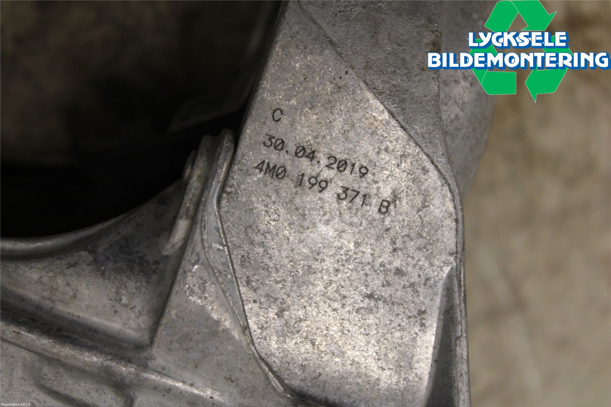 Audi A6 F2/C8 19- Motorfäste