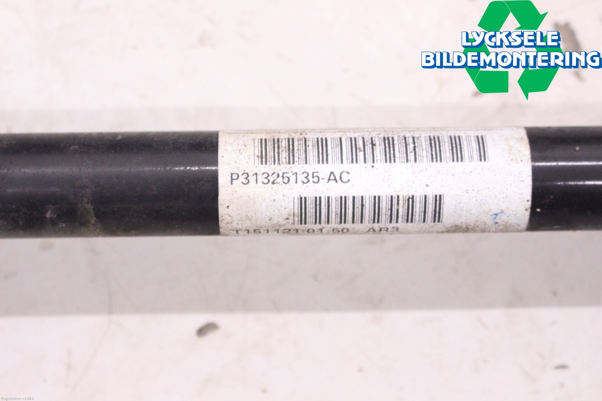 Volvo XC70 14-16 Drivaxel Bak Vänster
