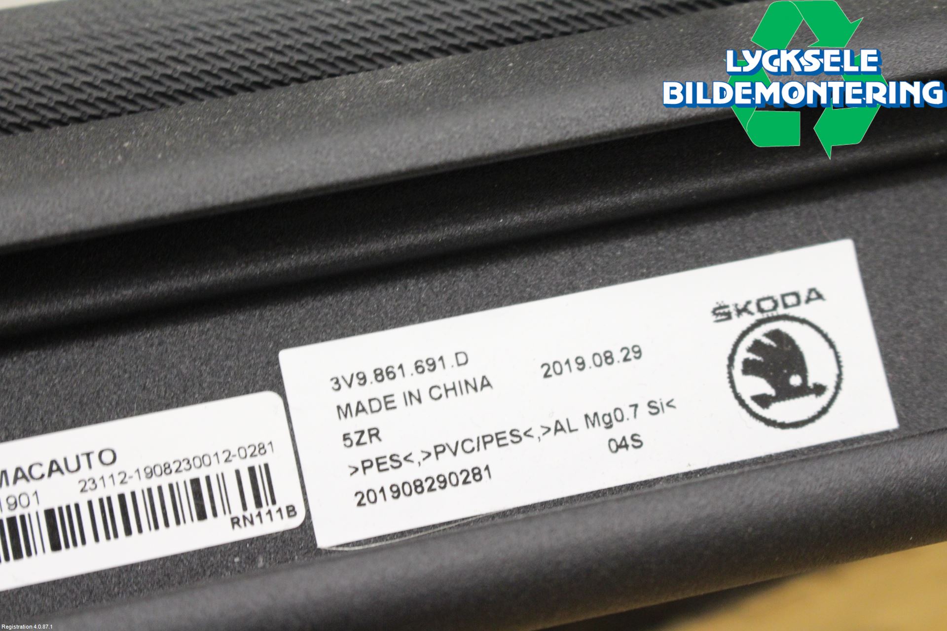 Skoda SUPERB 16-24 Lastnät