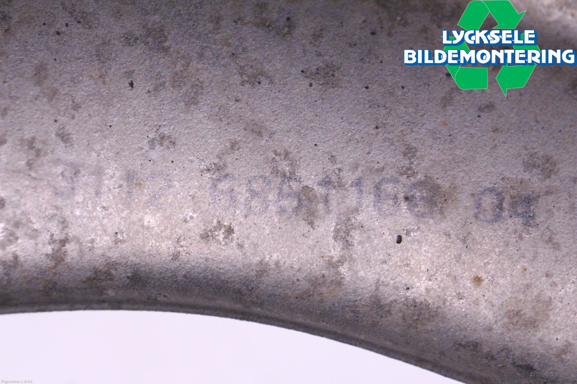 BMW 5 G30/G31/F90 17-23 Bärarm Fram Undre Hö