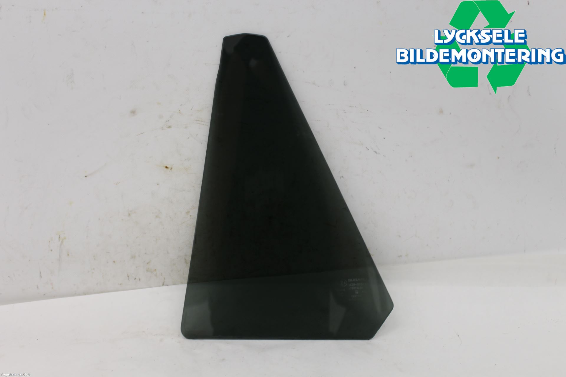 Subaru OUTBACK 21- Dörruta Bak Lilla Hö