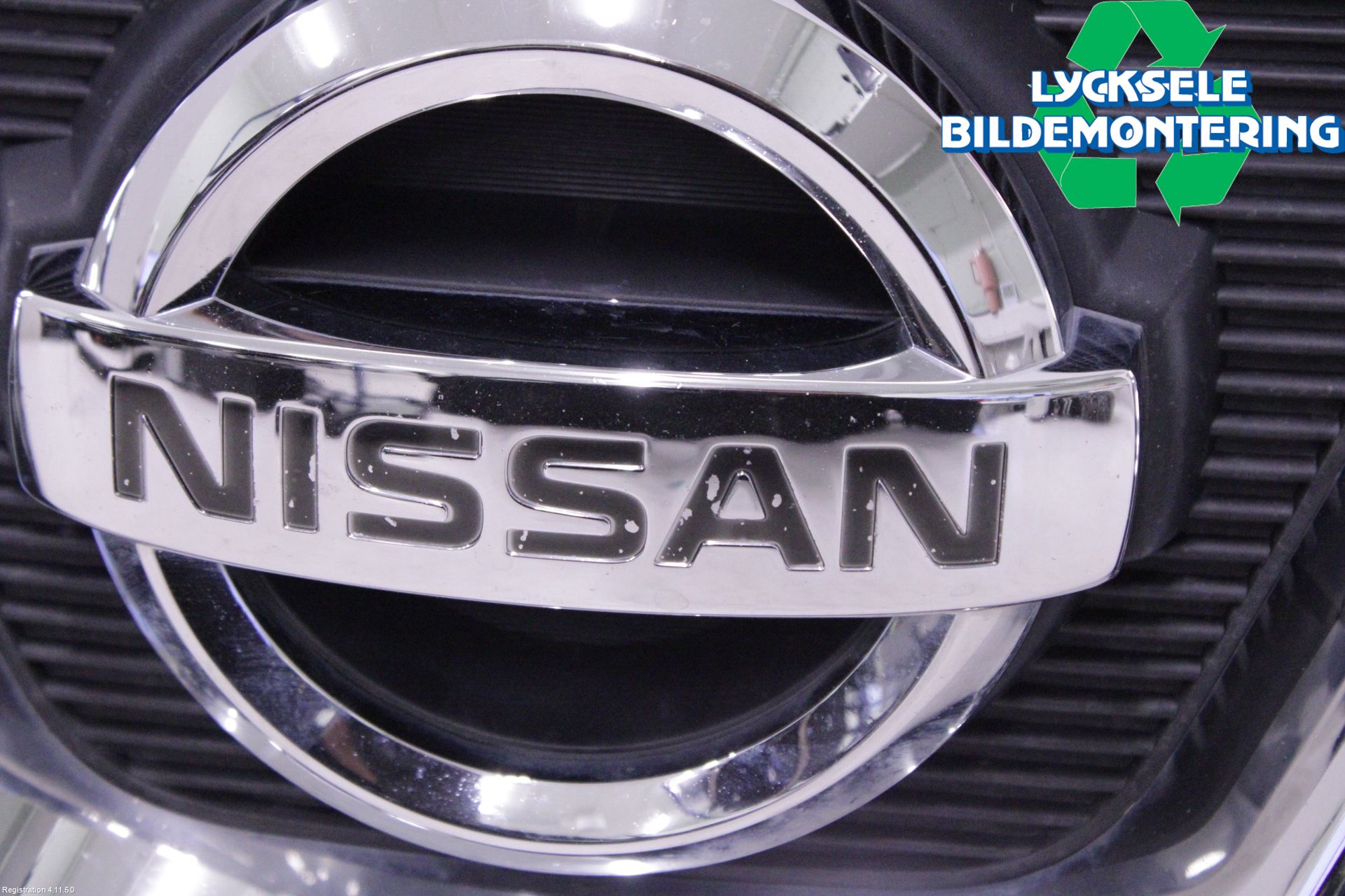 Nissan QASHQAI 10-14 Grill Komp