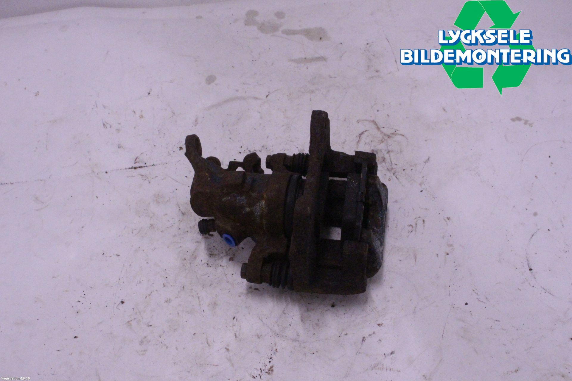 Audi V8       89- Bromsok Bak Höger