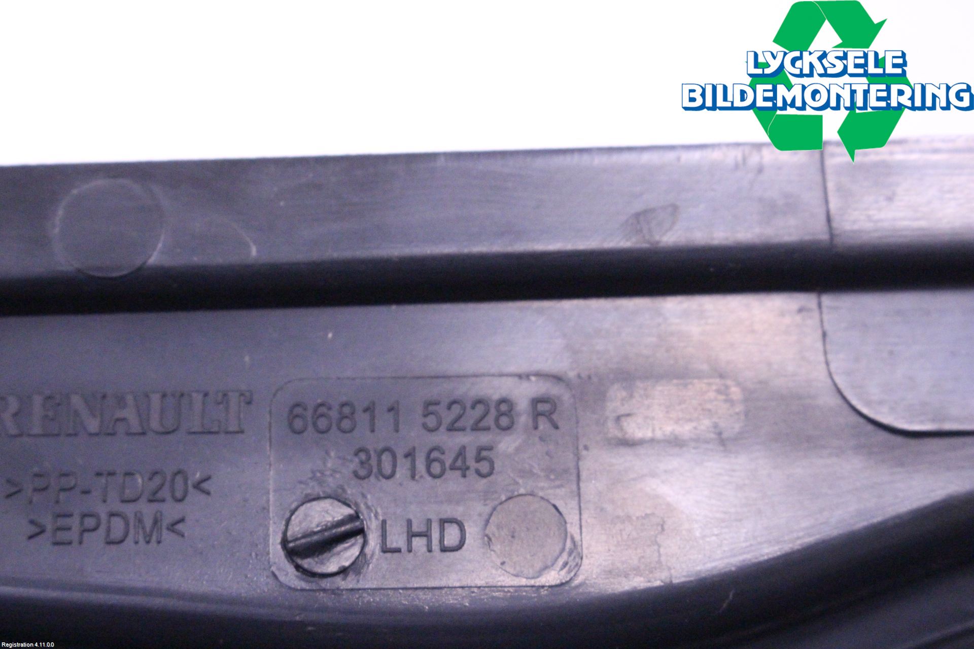 Renault CLIO IV 16-19 Torpedplåt-Torpedplast