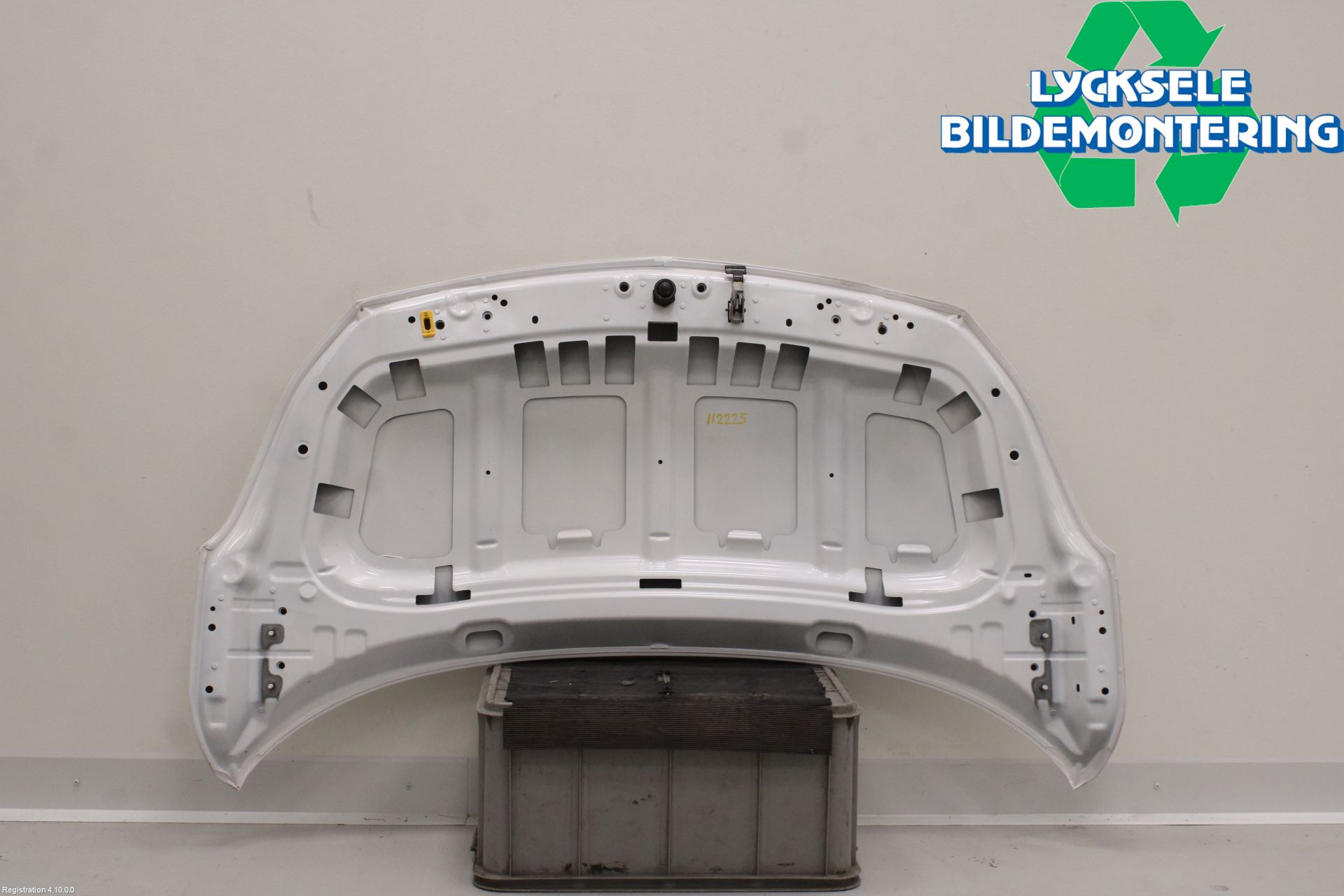 Opel CORSA E 15-19 Huv Fram