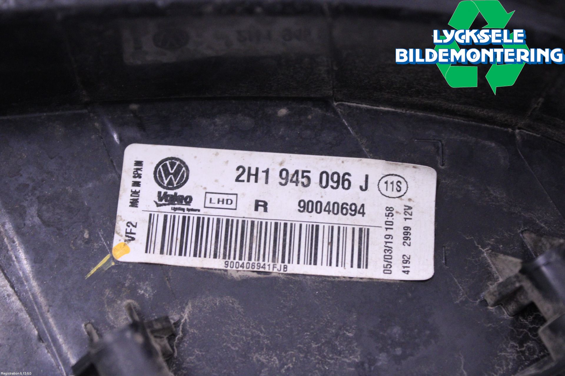 Volkswagen VW AMAROK 2H 10-22 Bakljus Höger