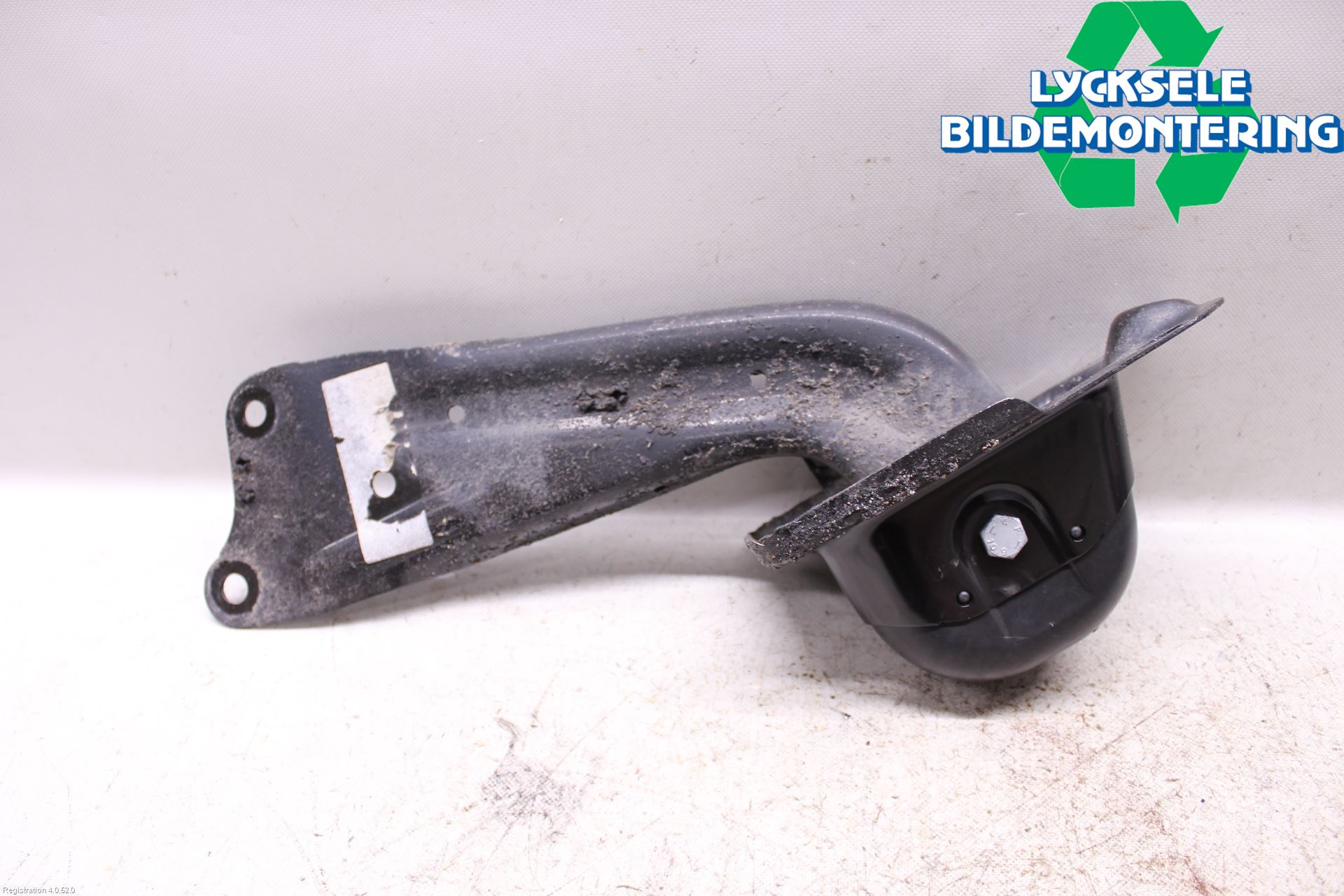 Volkswagen VW PASSAT 15-19 Bärarm Bak Vänster