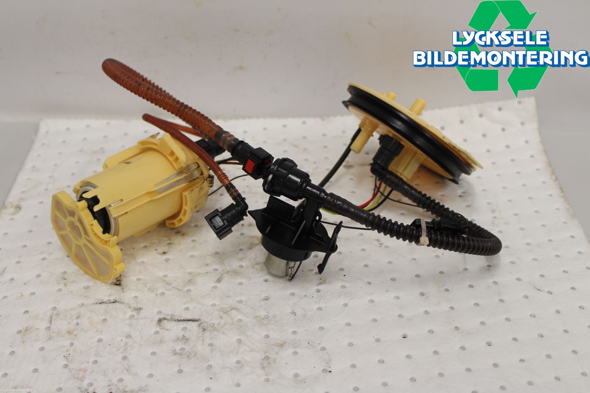 Audi A8/S8 4H 10-17 Bränslepump El