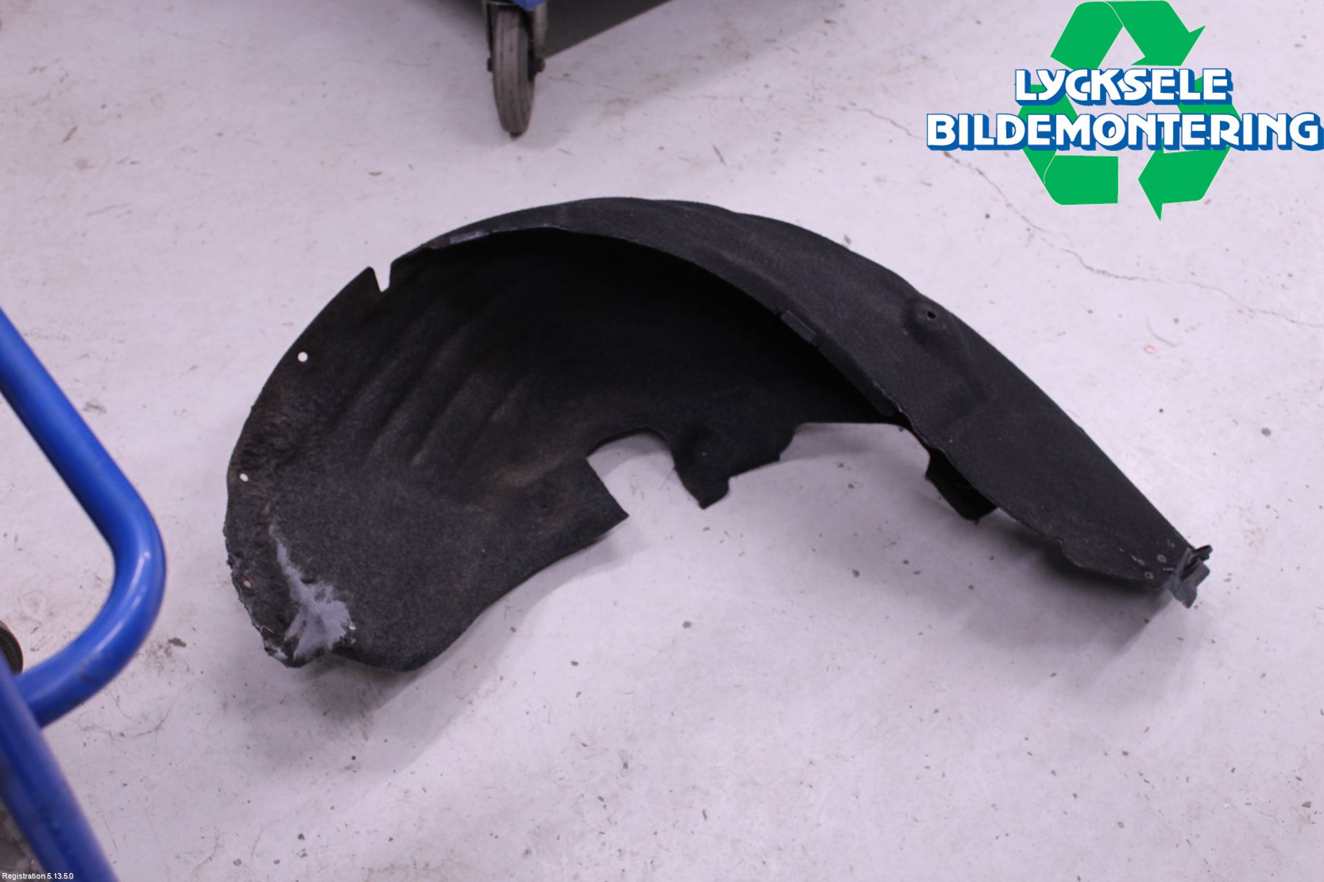 Mercedes-Benz MB E-KLASS (W212) 09-16 Skärm Inner