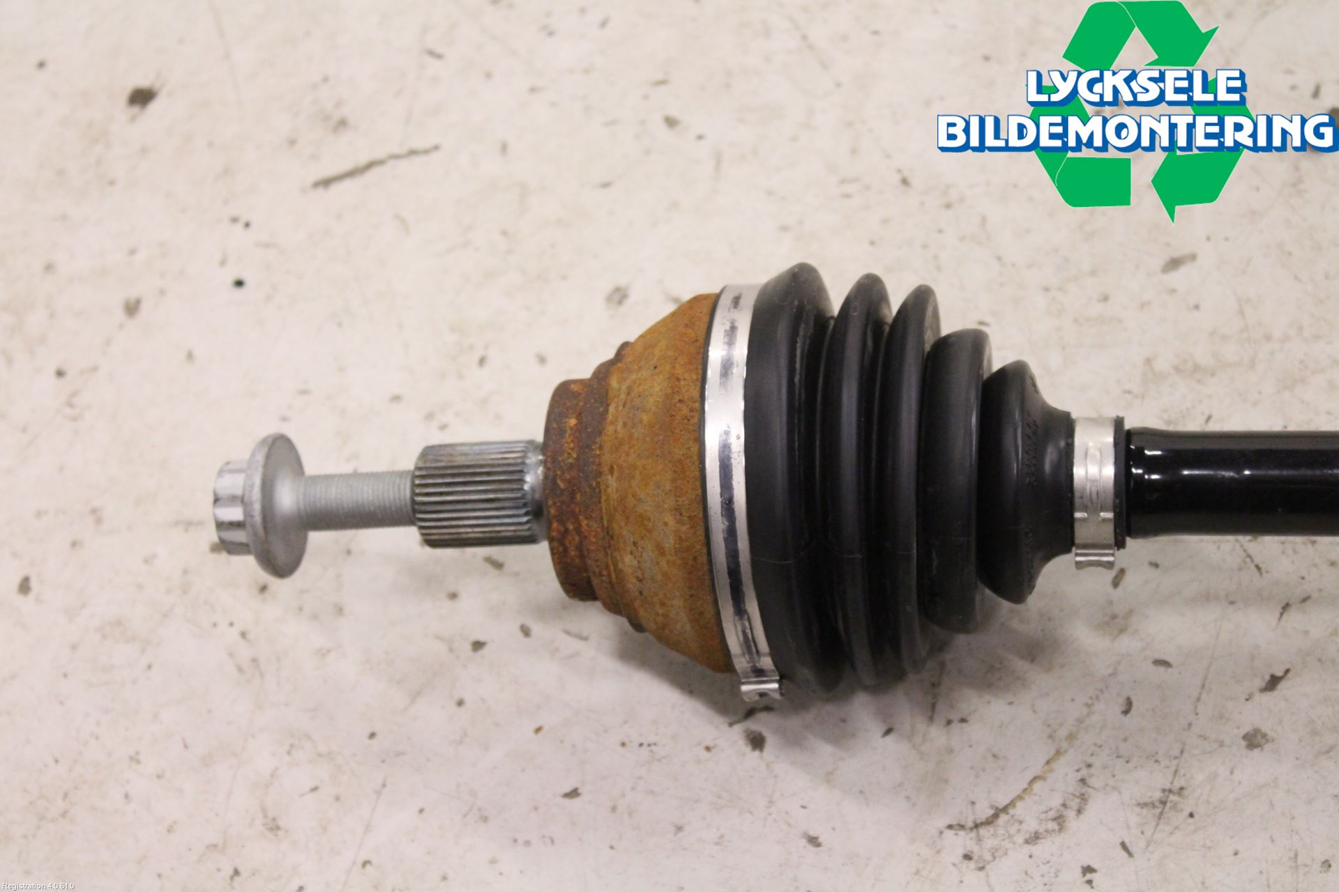 Skoda KODIAQ 17-24 Drivaxel Fram Vänster
