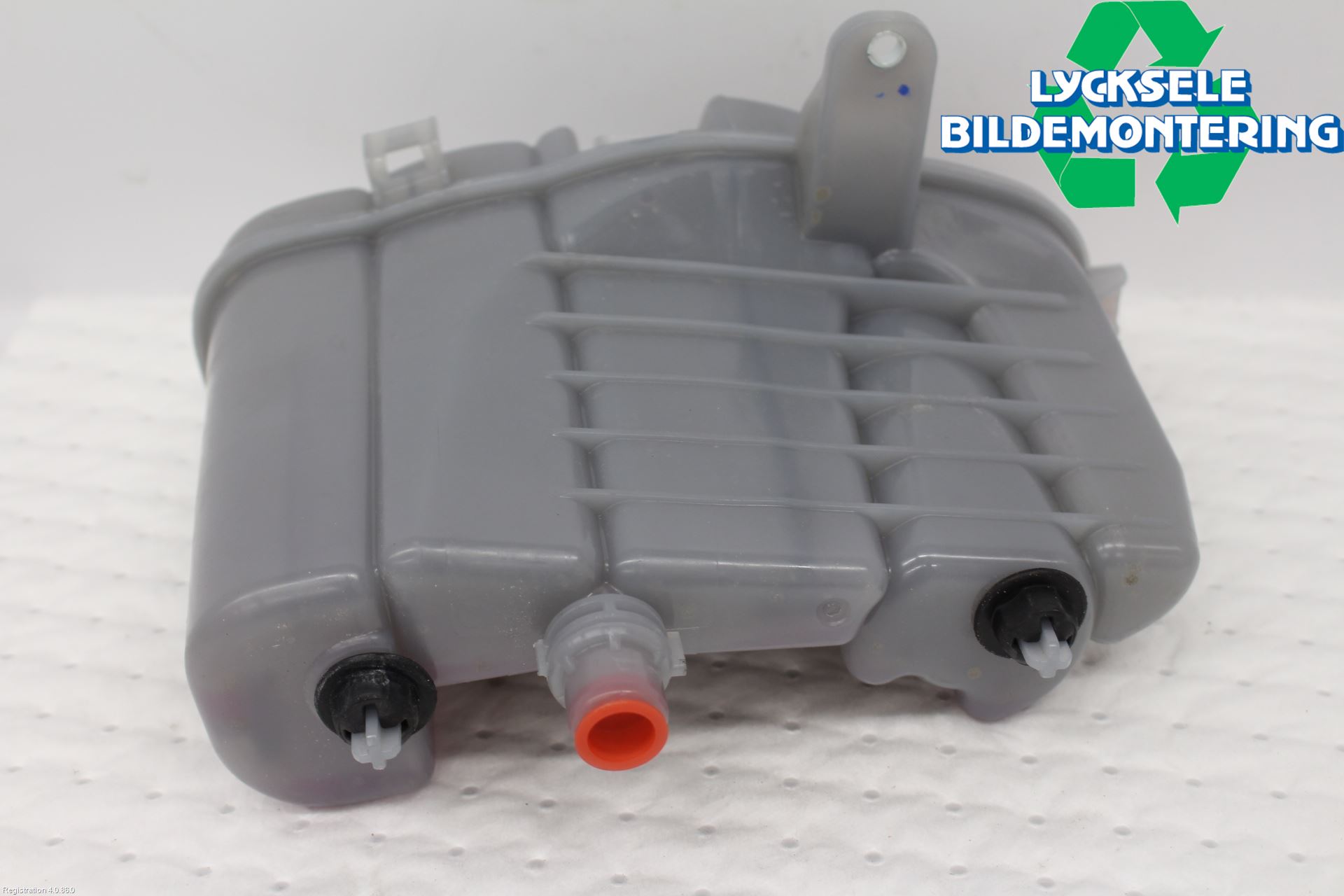 Audi A6 F2/C8 19- Expansionstank