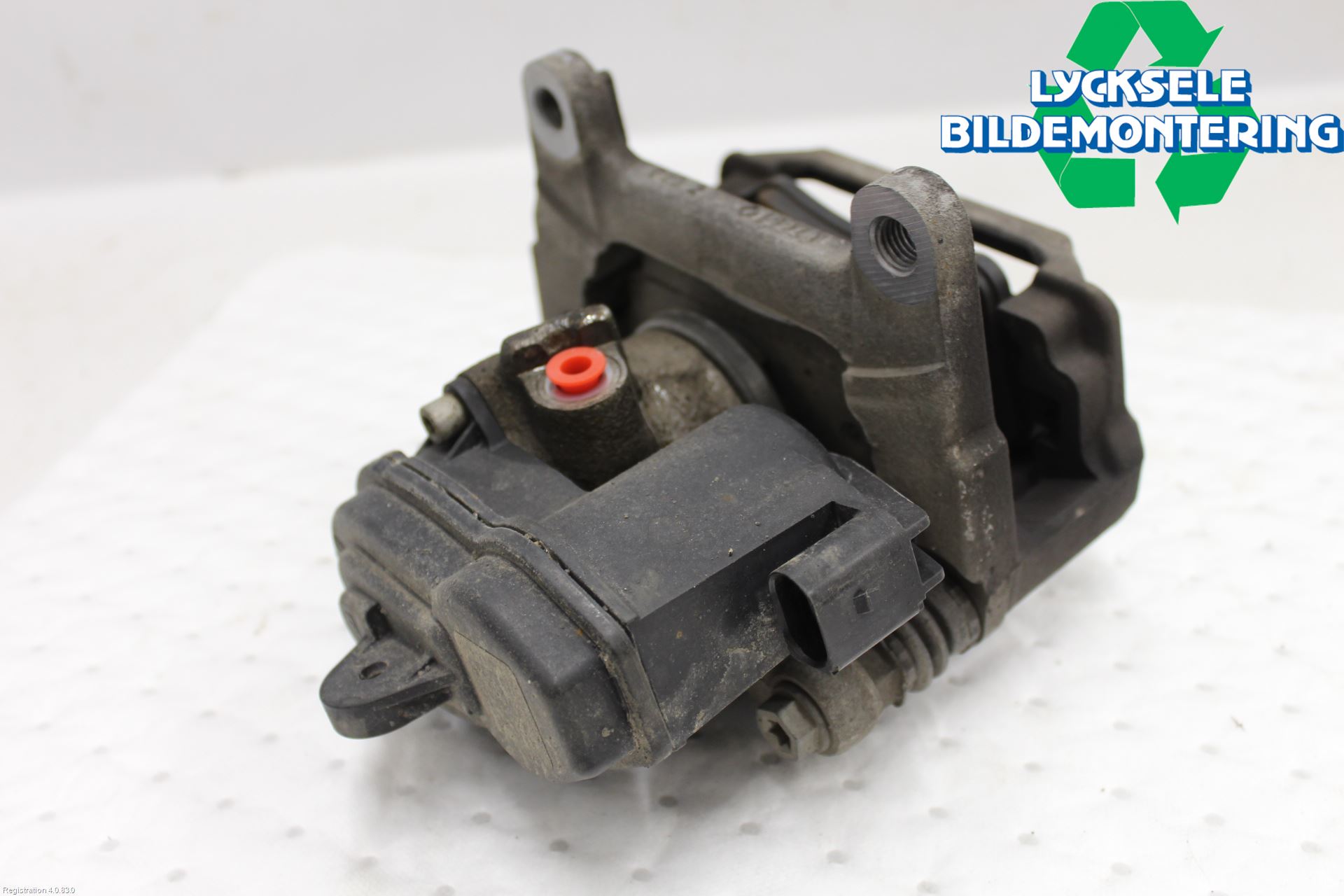 Audi A6 F2/C8 19- Bromsok Bak Vänster