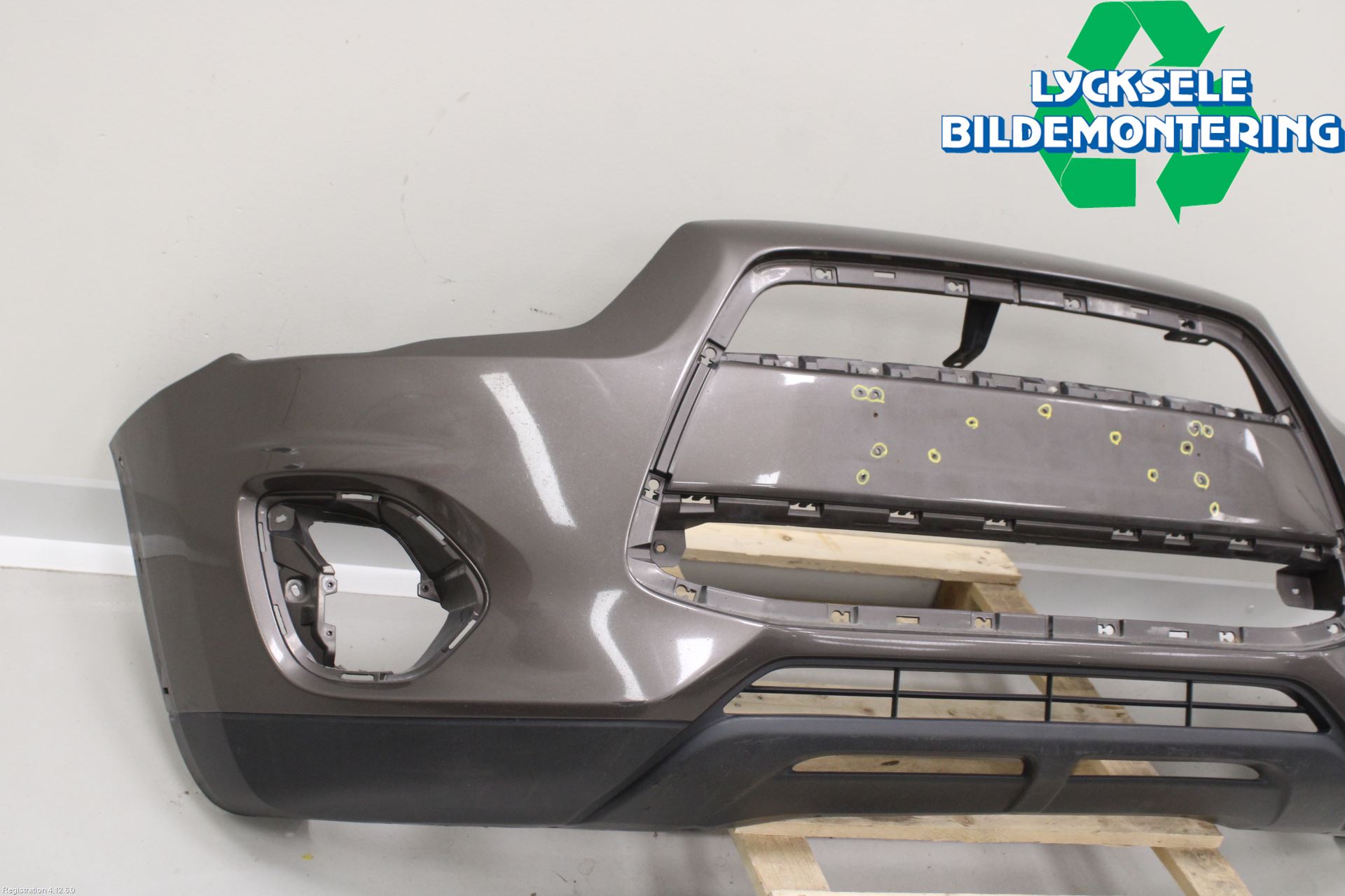 Mitsubishi ASX 10-22 Stötfångarbeklädnad Fram