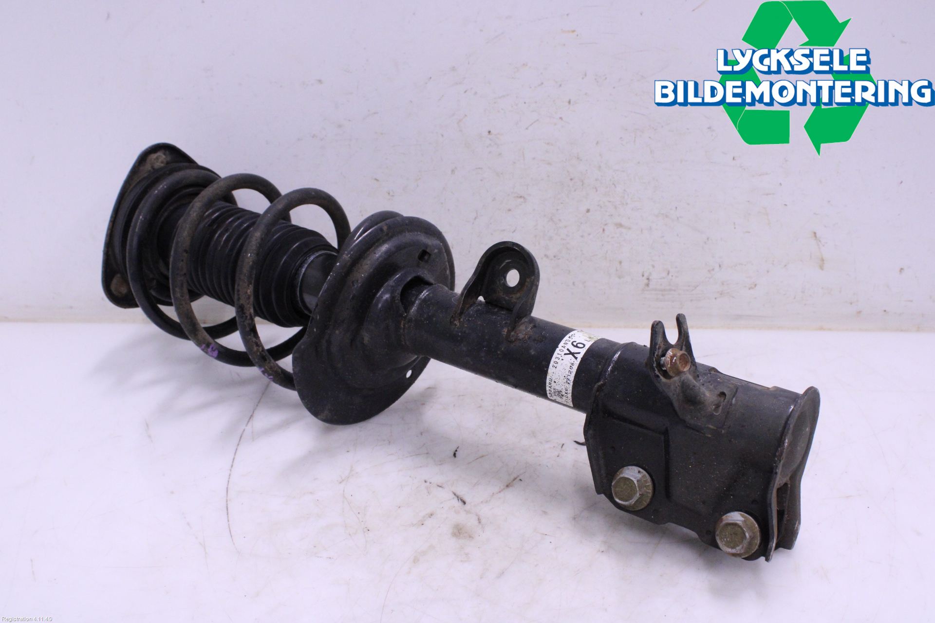 Subaru OUTBACK 21- Fjäderben Fram Vänster