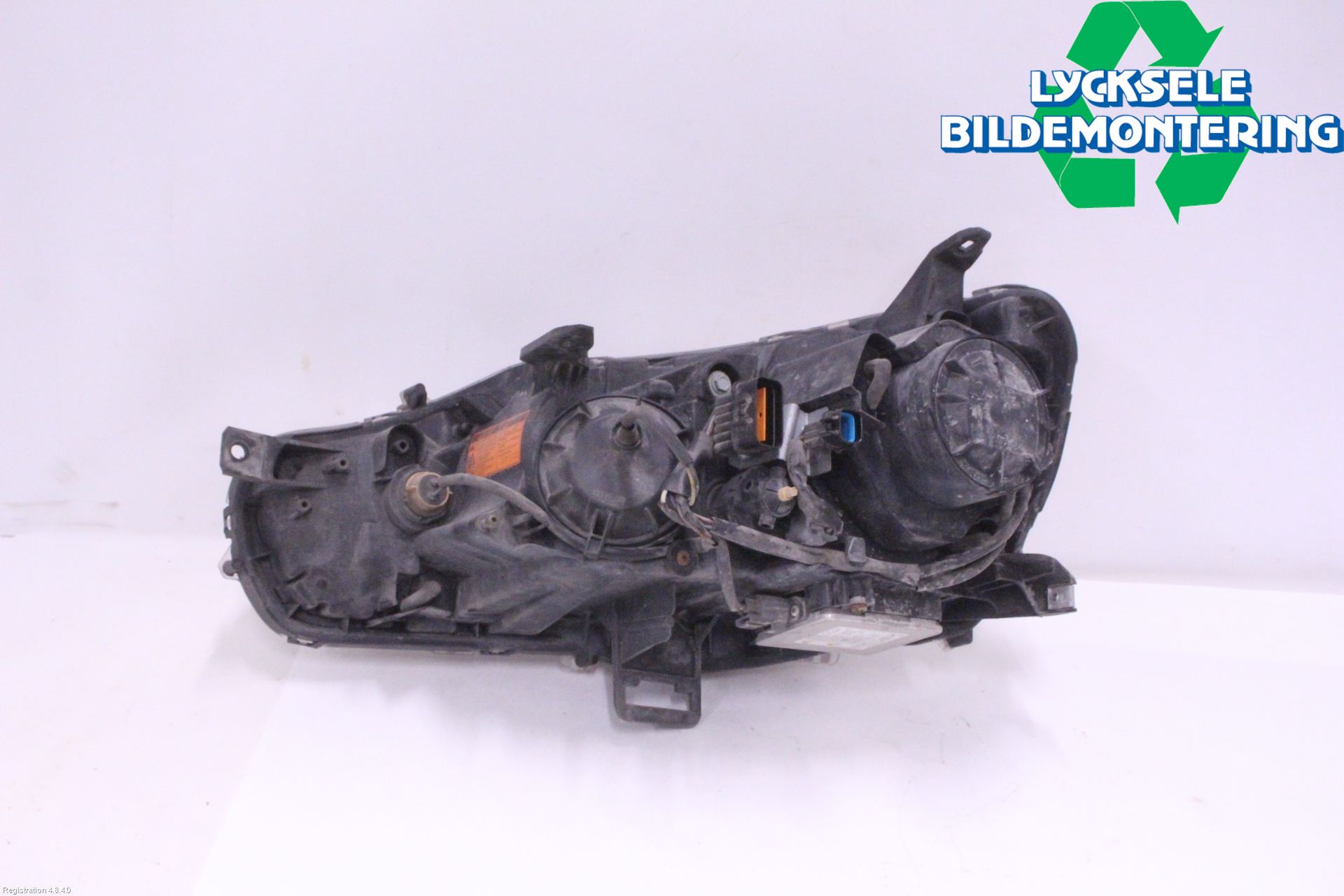 Mitsubishi OUTLANDER 07-12 Strålkastare Höger