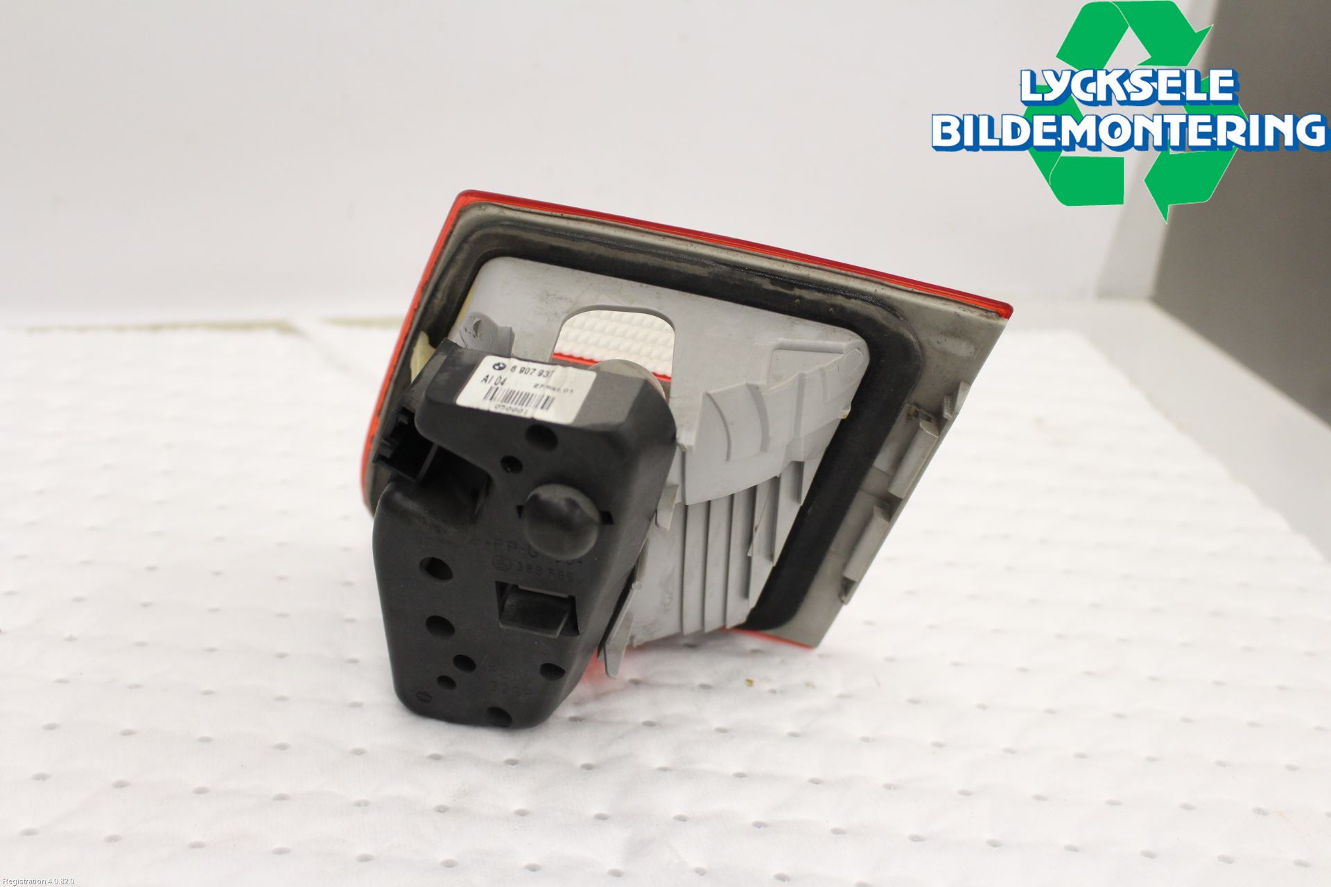 BMW 3 E46      98-05 Bakljus Lucka Vä