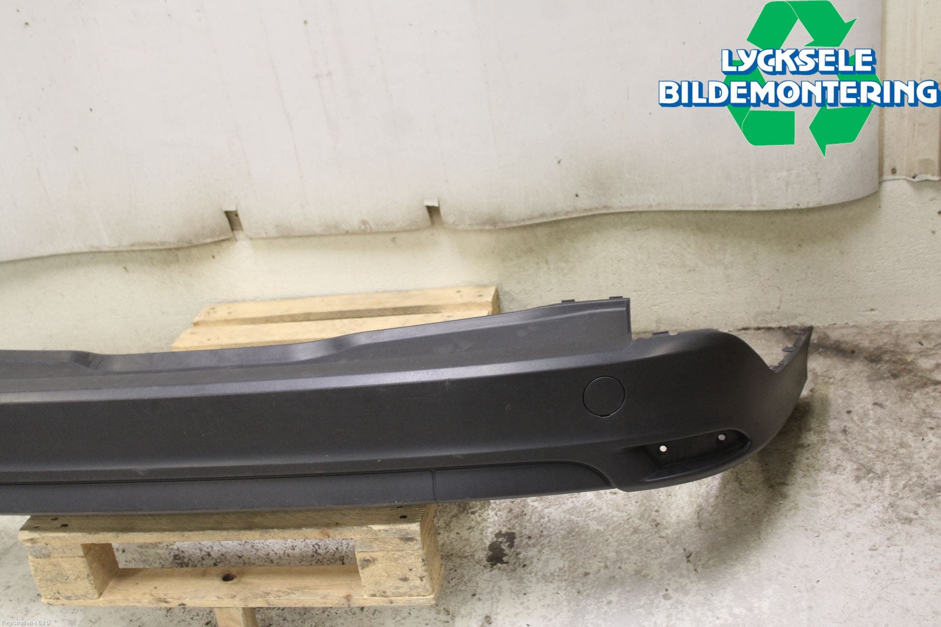 Ford FOCUS 11-14 Stötfångarbeklädnad Bak