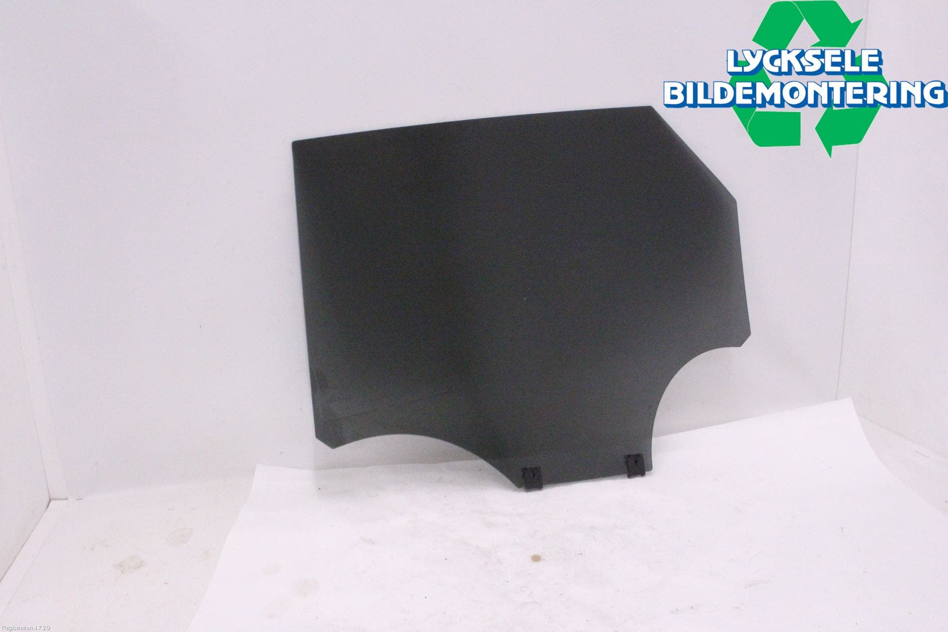 Peugeot 3008 17-24 Dörruta Bak Höger