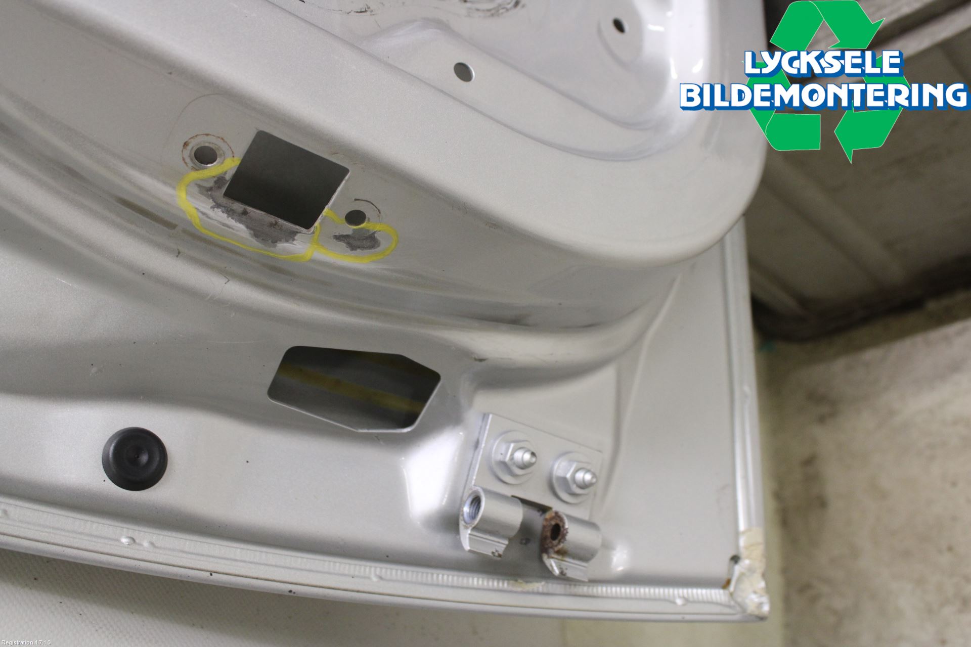 BMW 3 E90/91 SED/TOU 05-12 Dörr Fram Höger