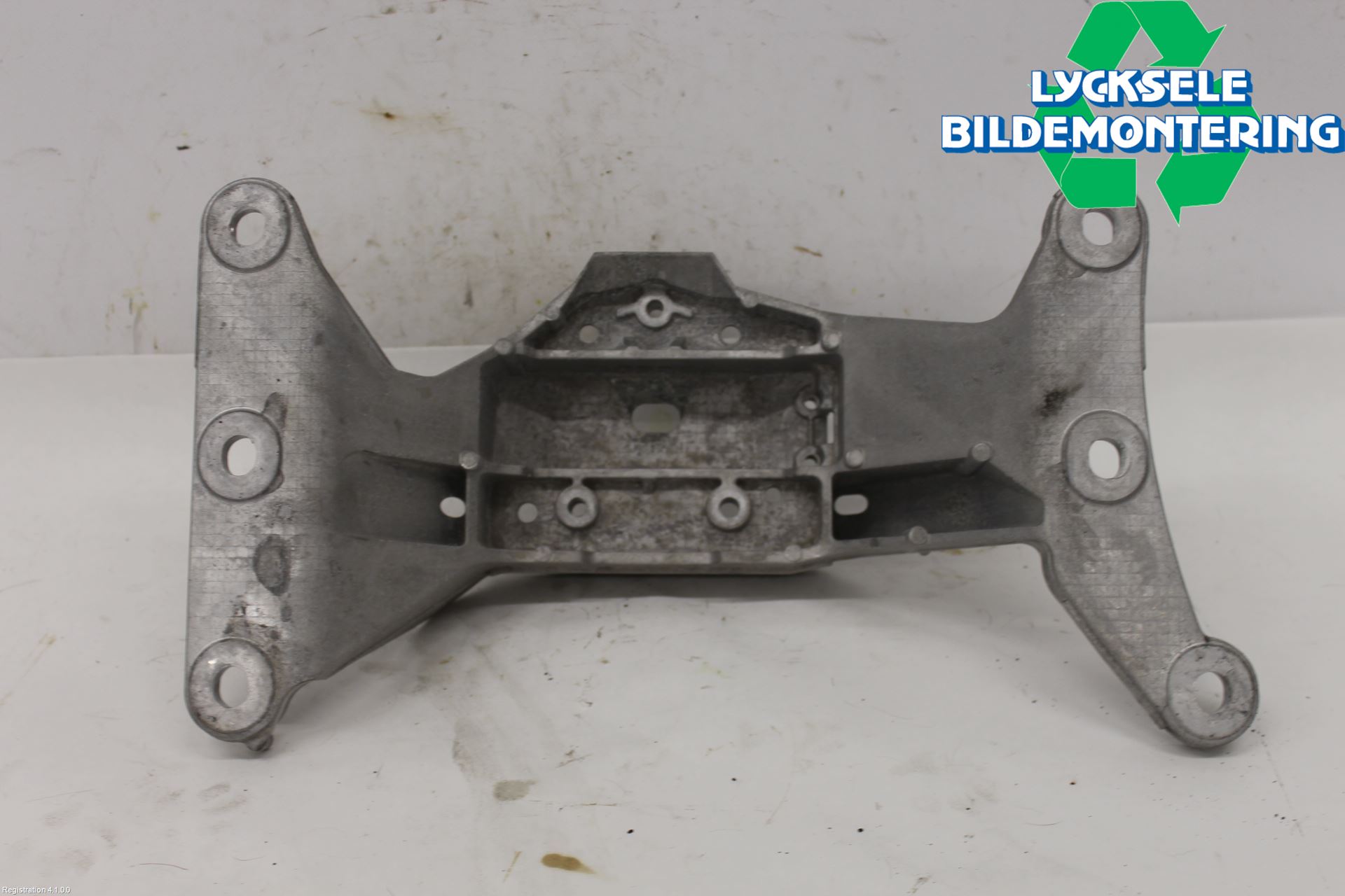 Mazda CX-60 22- Växellådsfäste