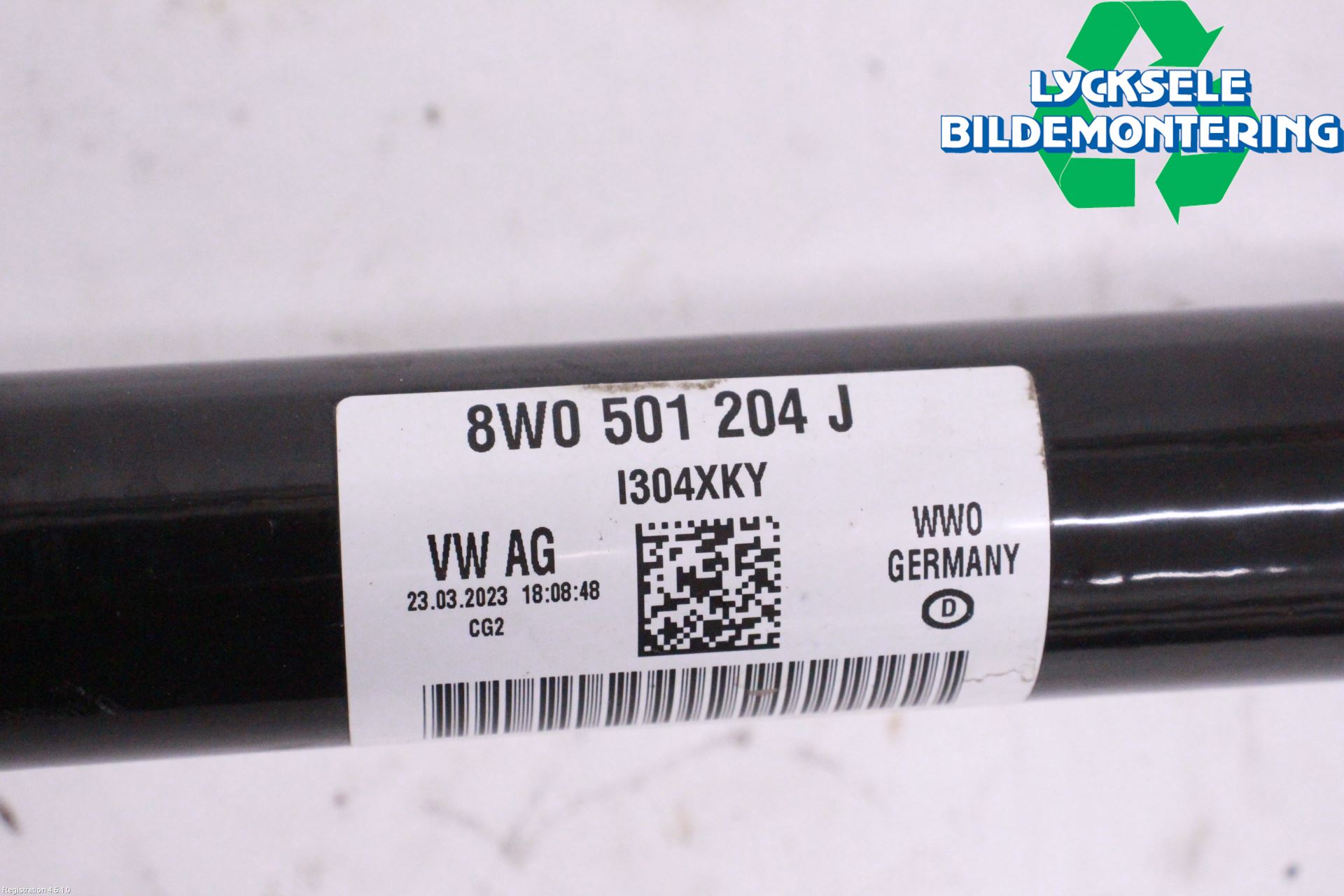 Audi A4/S4 B9 20- Drivaxel Bak Höger