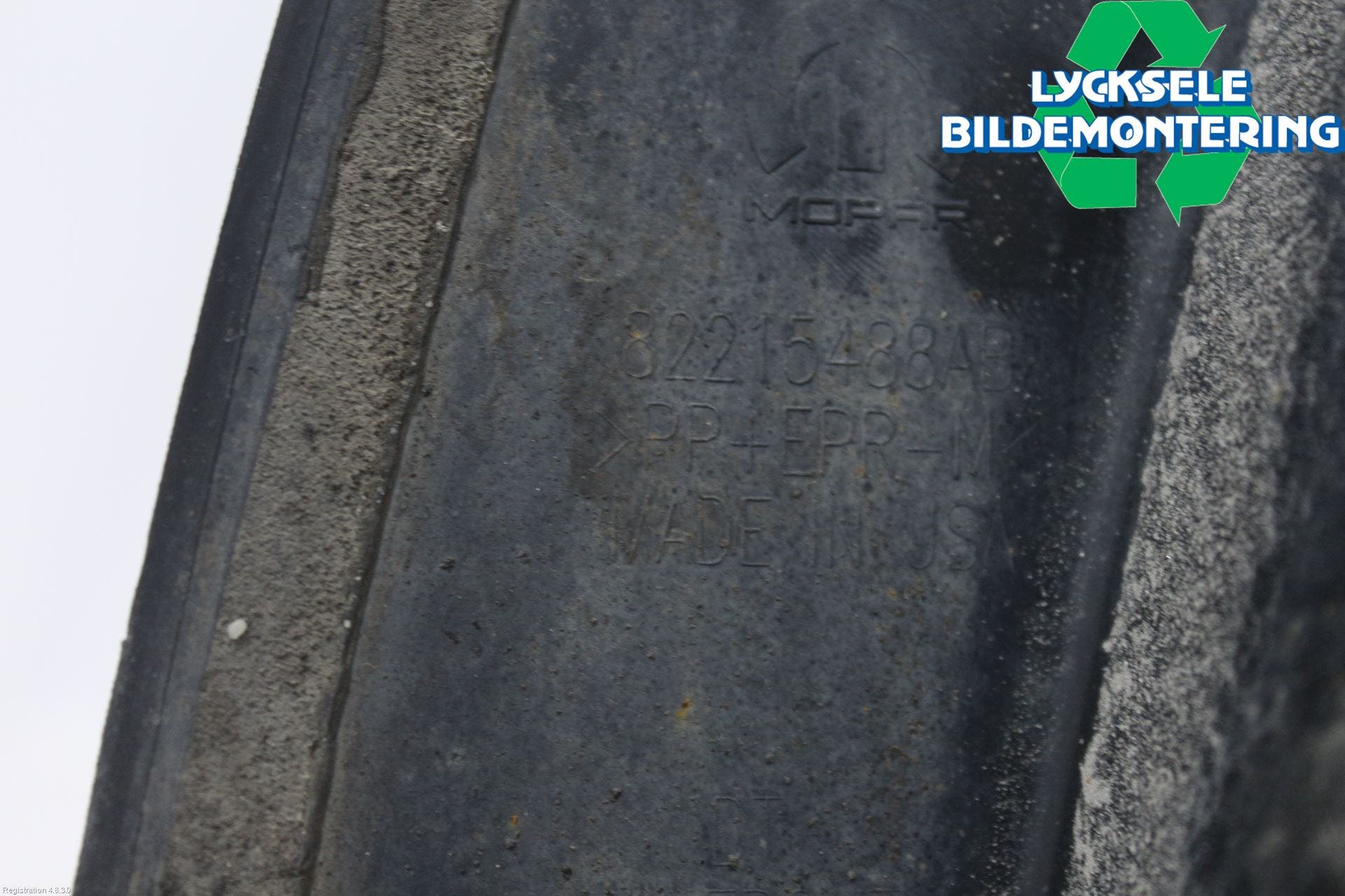 Dodge PICK UP RAM 81- Stänkskydd