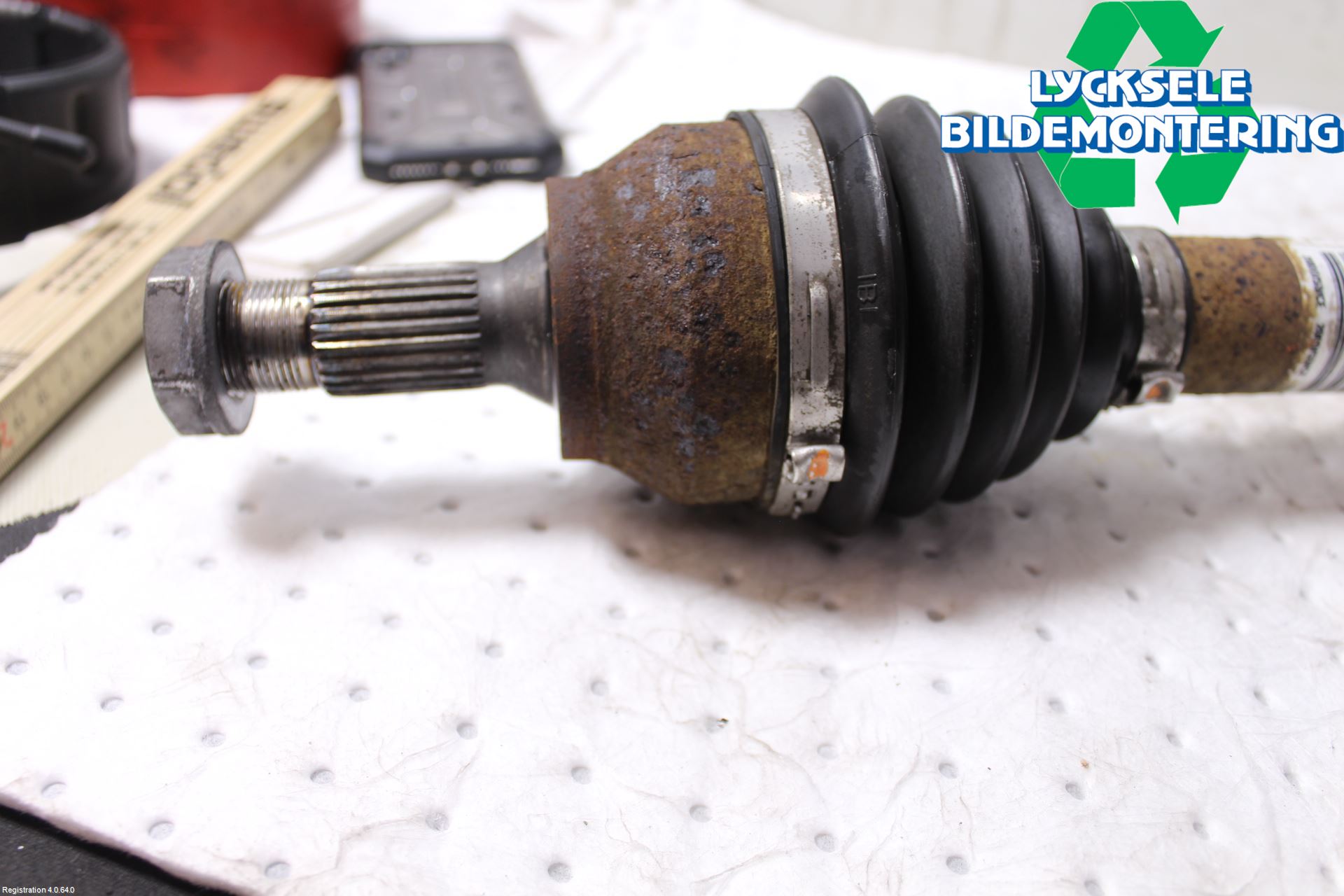 Citroen C3 PICASSO Drivaxel Fram Höger