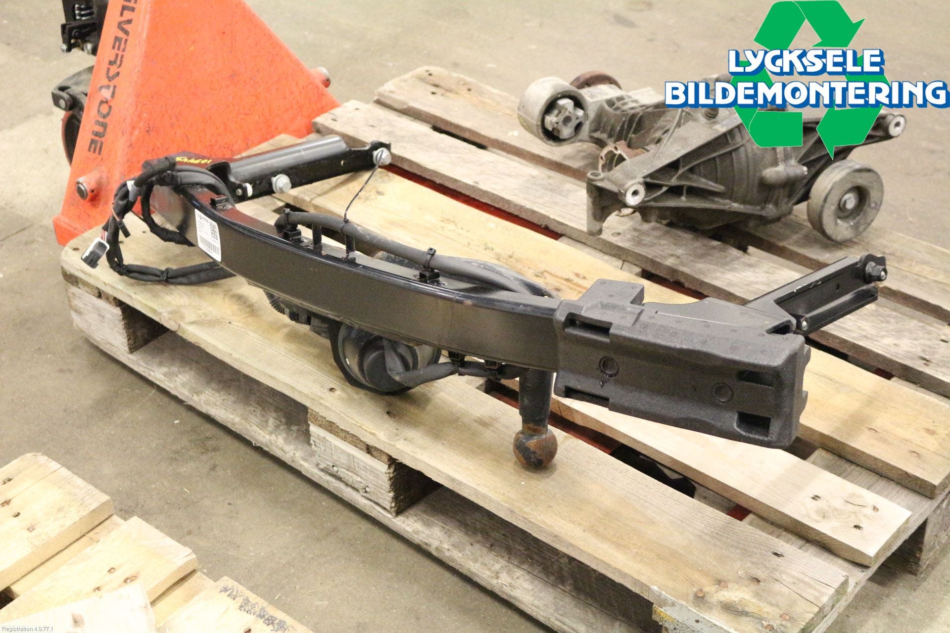 Audi A4/S4 B9 16-19 Dragkrok