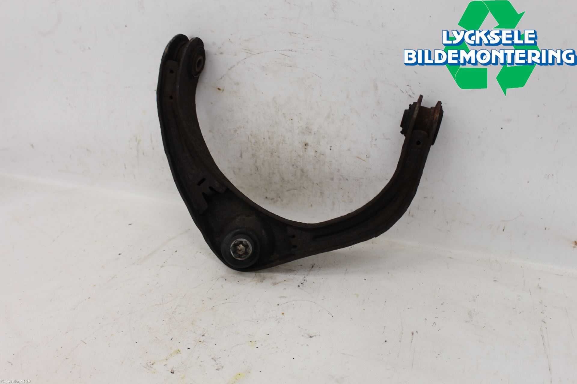 Dodge PICK UP RAM 81- Bärarm Fram Övre Vä