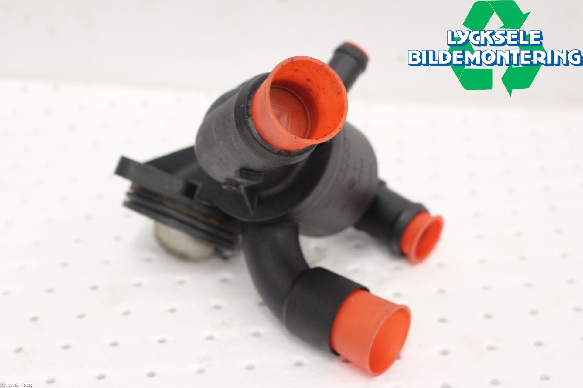 Volkswagen VW CADDY 11-15 Termostathus-Lock