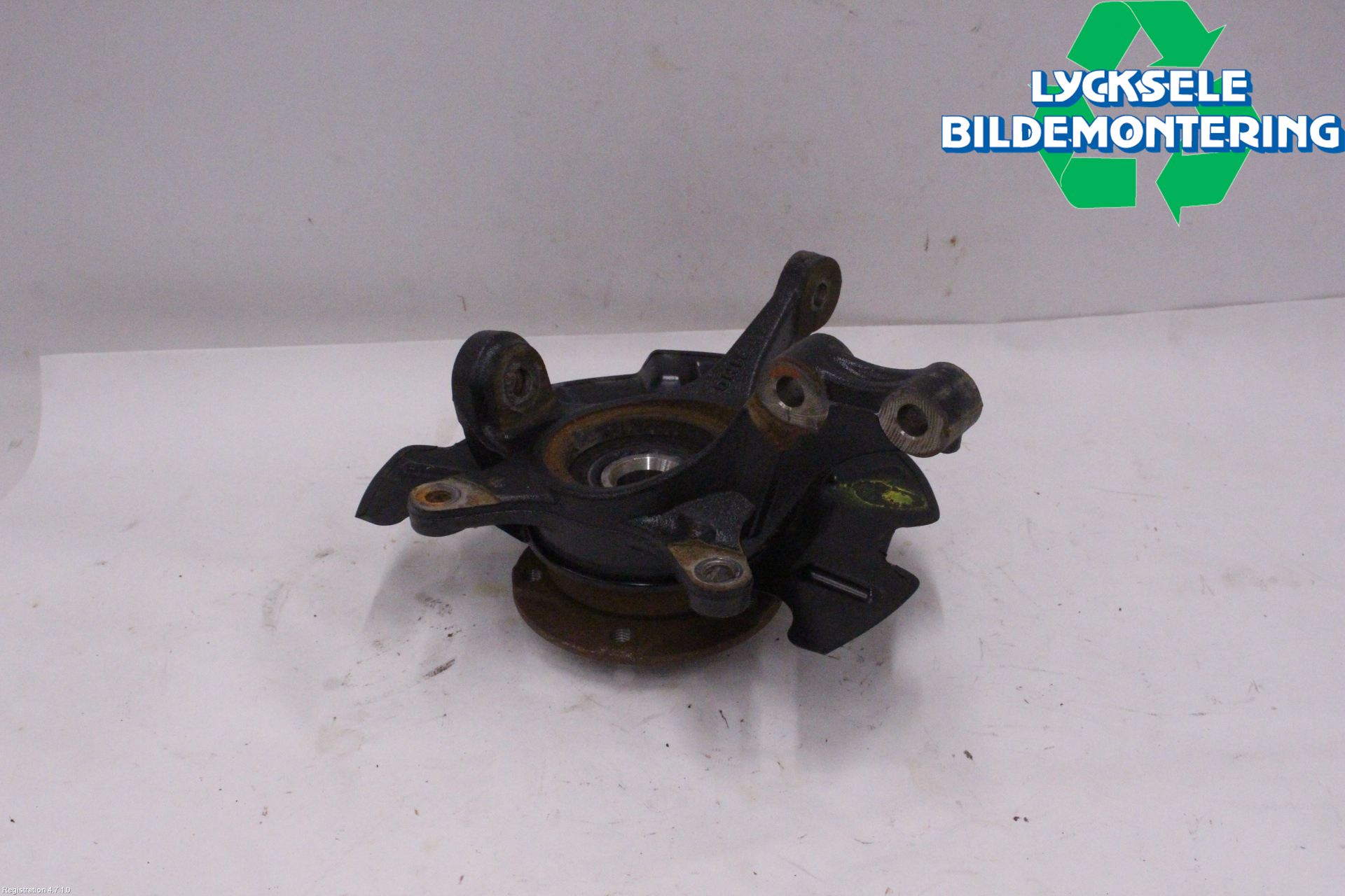 Suzuki VITARA 15- Styrspindel Lagerhus Vä