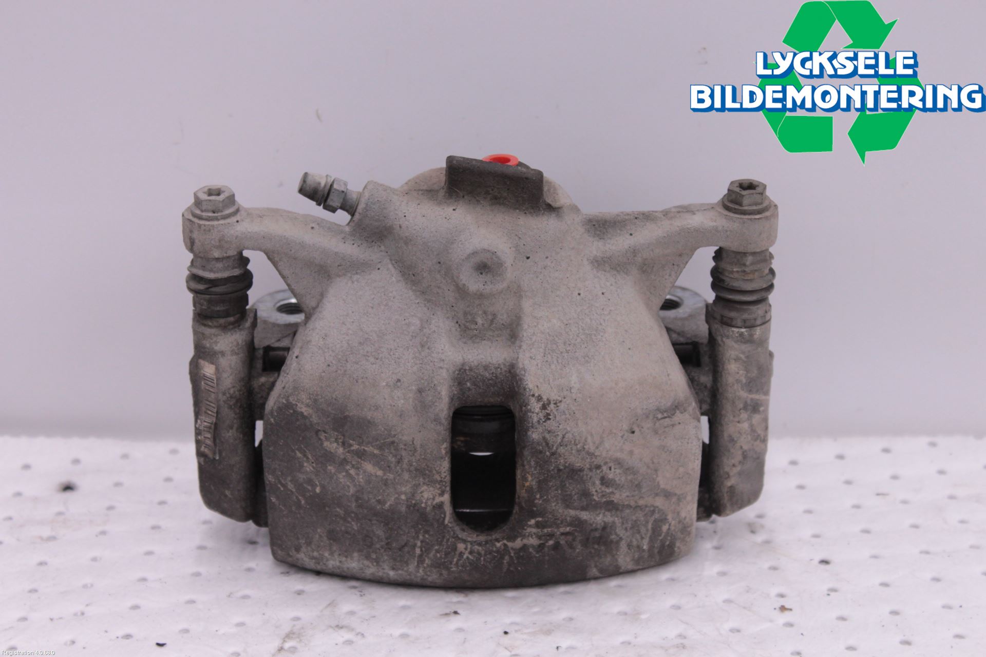 Volkswagen VW CADDY 16-20 Bromsok Fram Höger