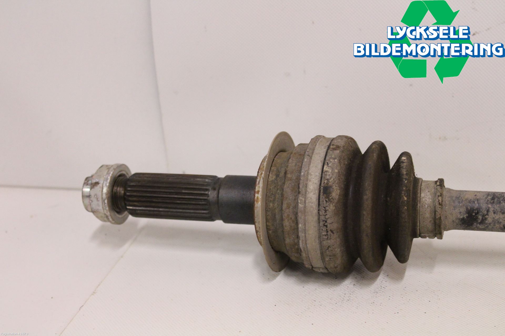 Subaru IMPREZA IV 13-17 Drivaxel Bak Vänster