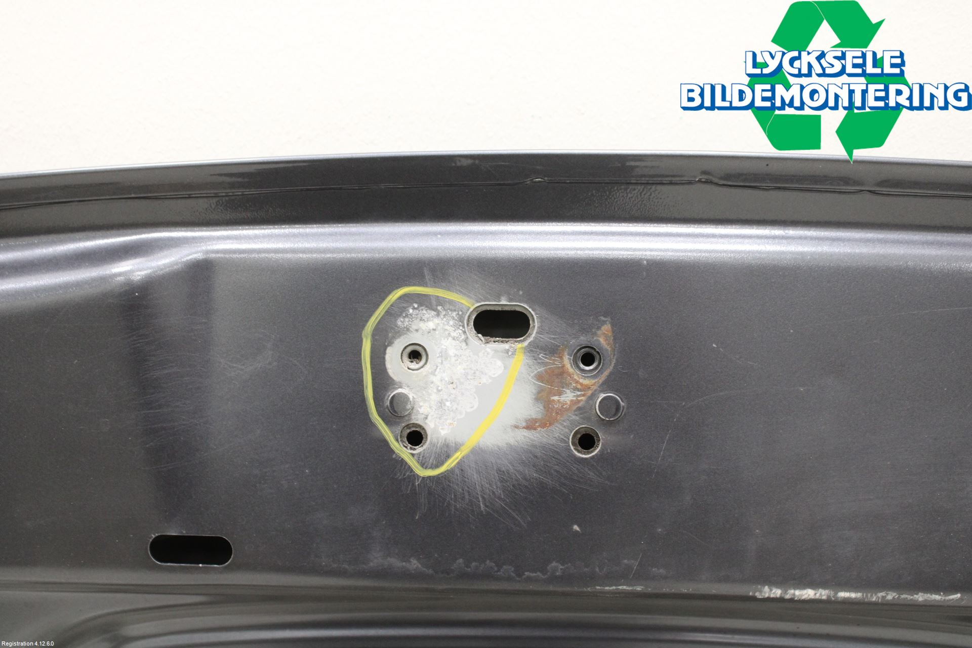 Volvo V70 05-08 Huv Fram