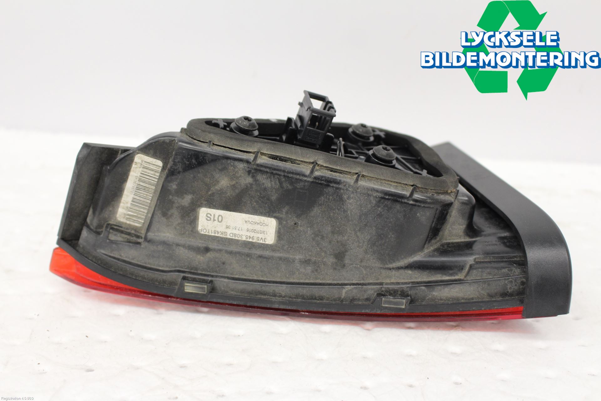 Skoda SUPERB 16-24 Bakljus Lucka Hö