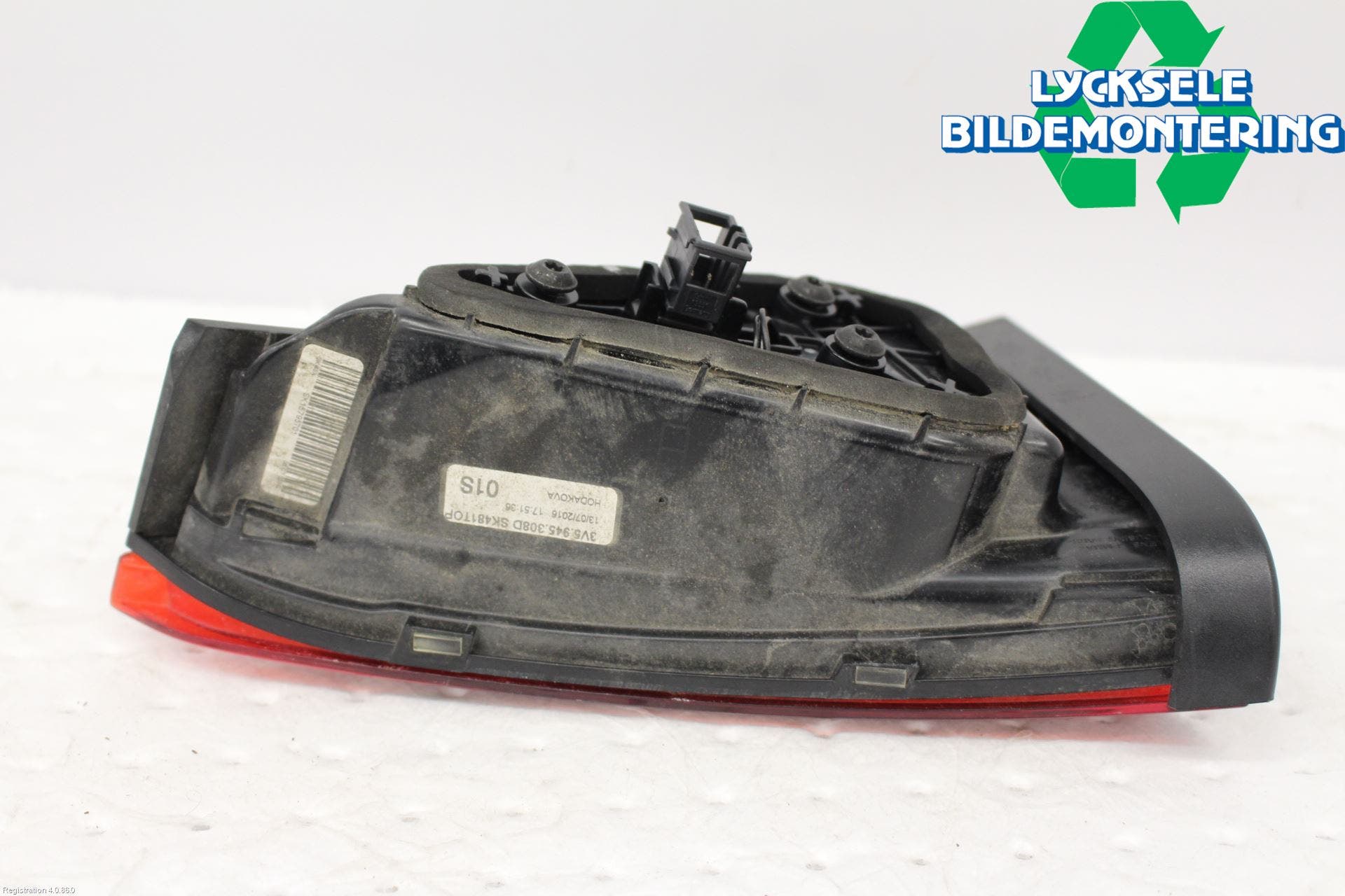 Skoda SUPERB 16-24 Bakljus Lucka Hö