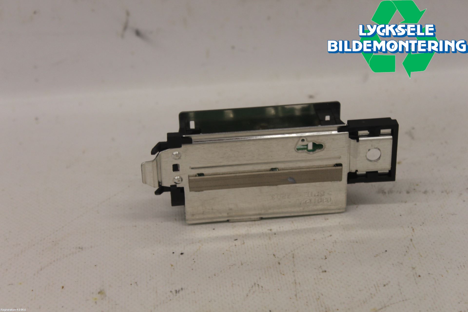 Ford MUSTANG Mach-E 21- Antenn