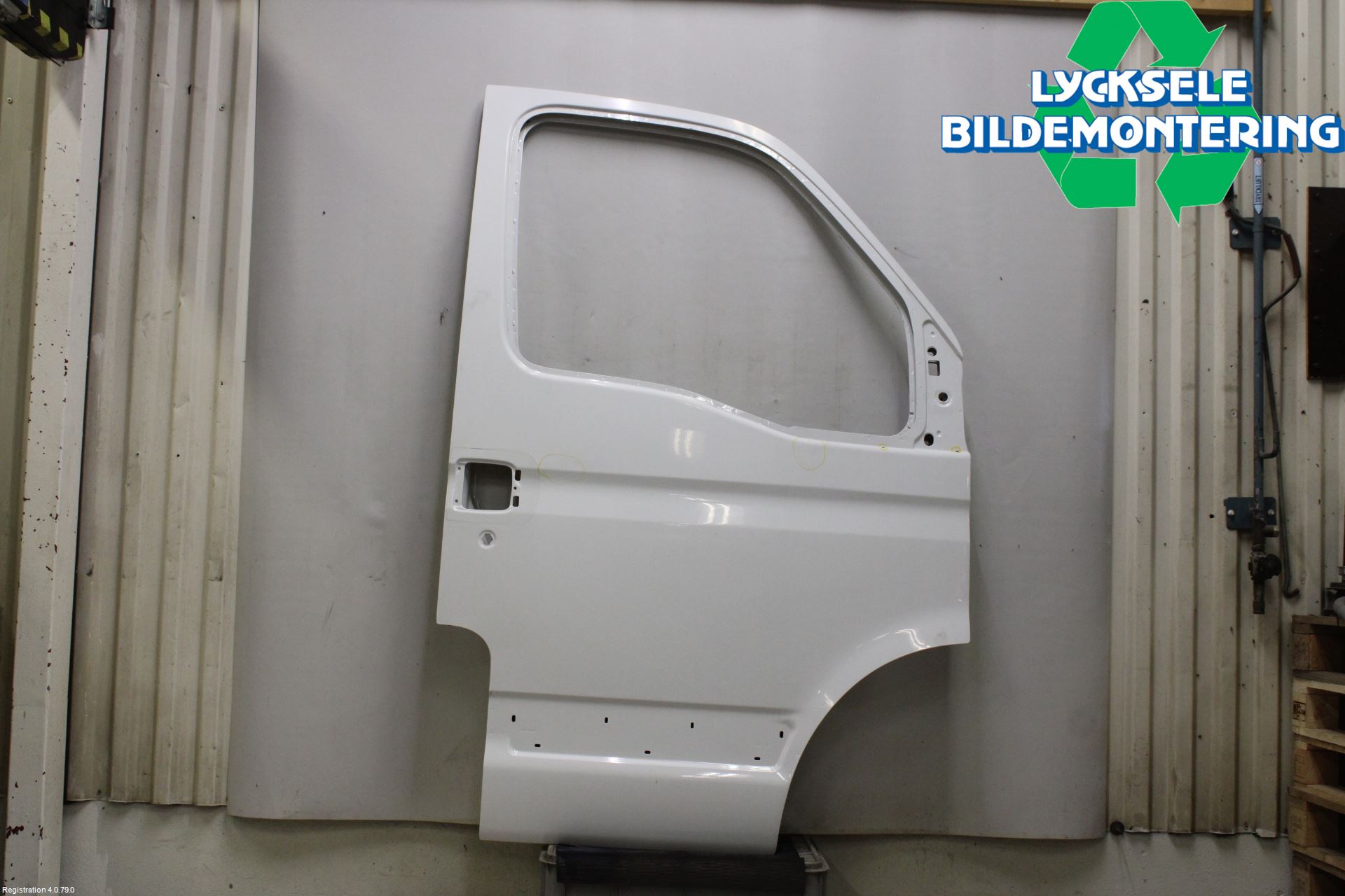 Iveco DAILY 07-13 Dörr Fram Höger