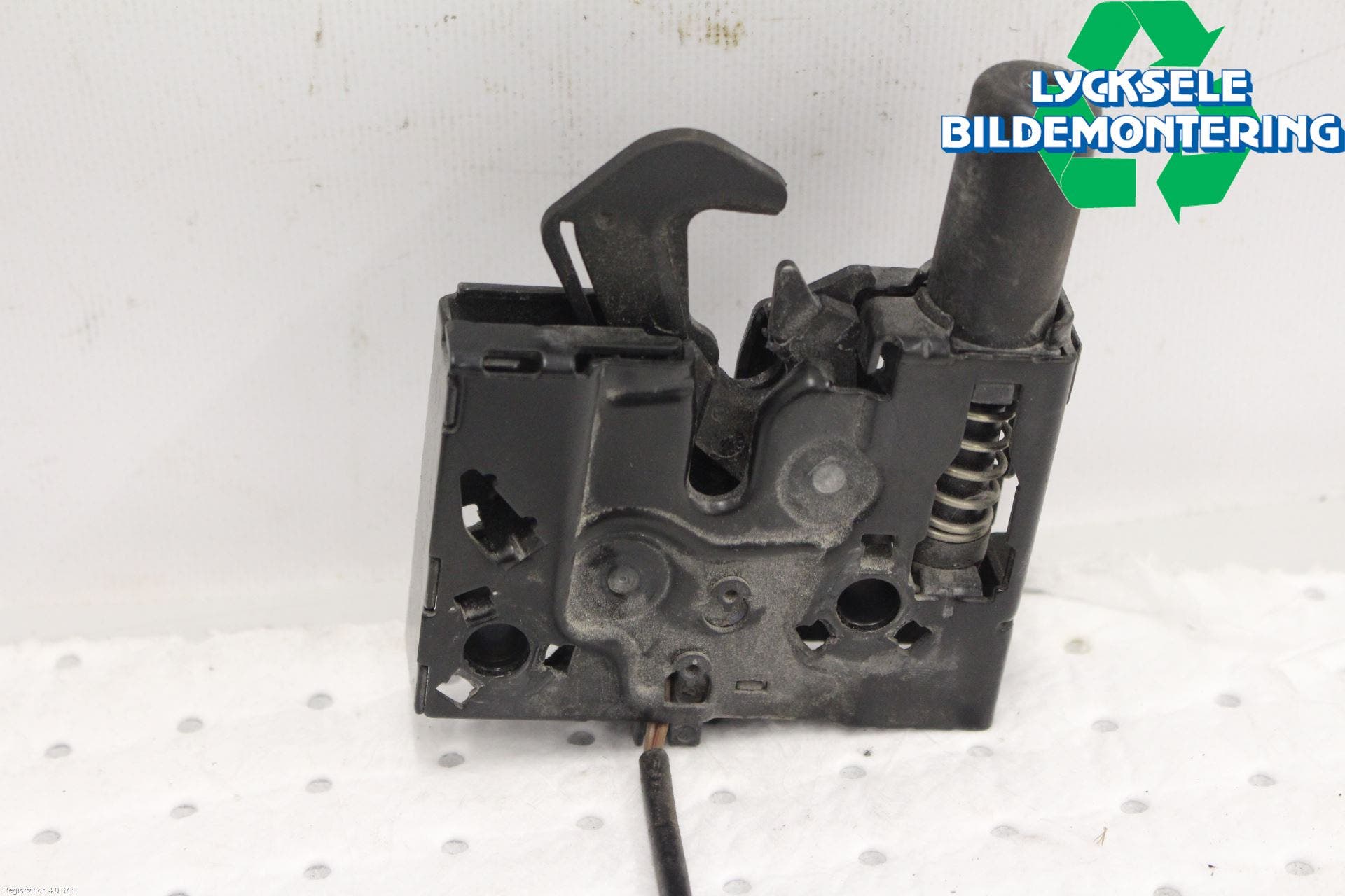 Volkswagen VW T-CROSS 19- Huvlås