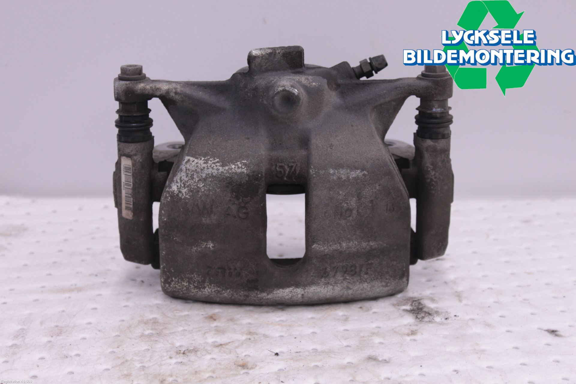 Skoda SUPERB 16-24 Bromsok Fram Vänster