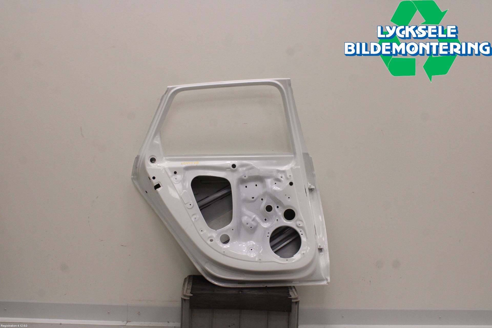 Audi A4/S4 B9 16-19 Dörr Bak Vänster